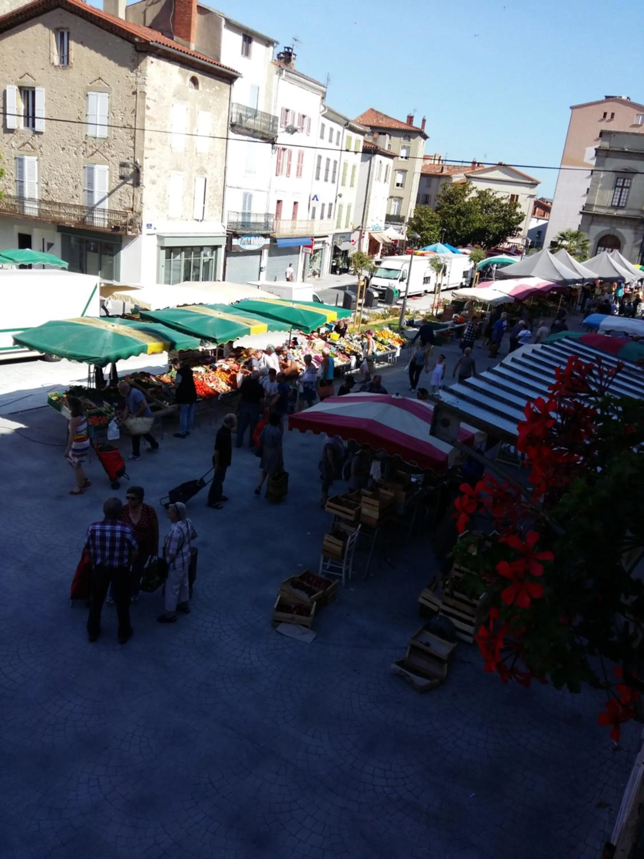 Neighbourhood in Quai de l ' Arnette