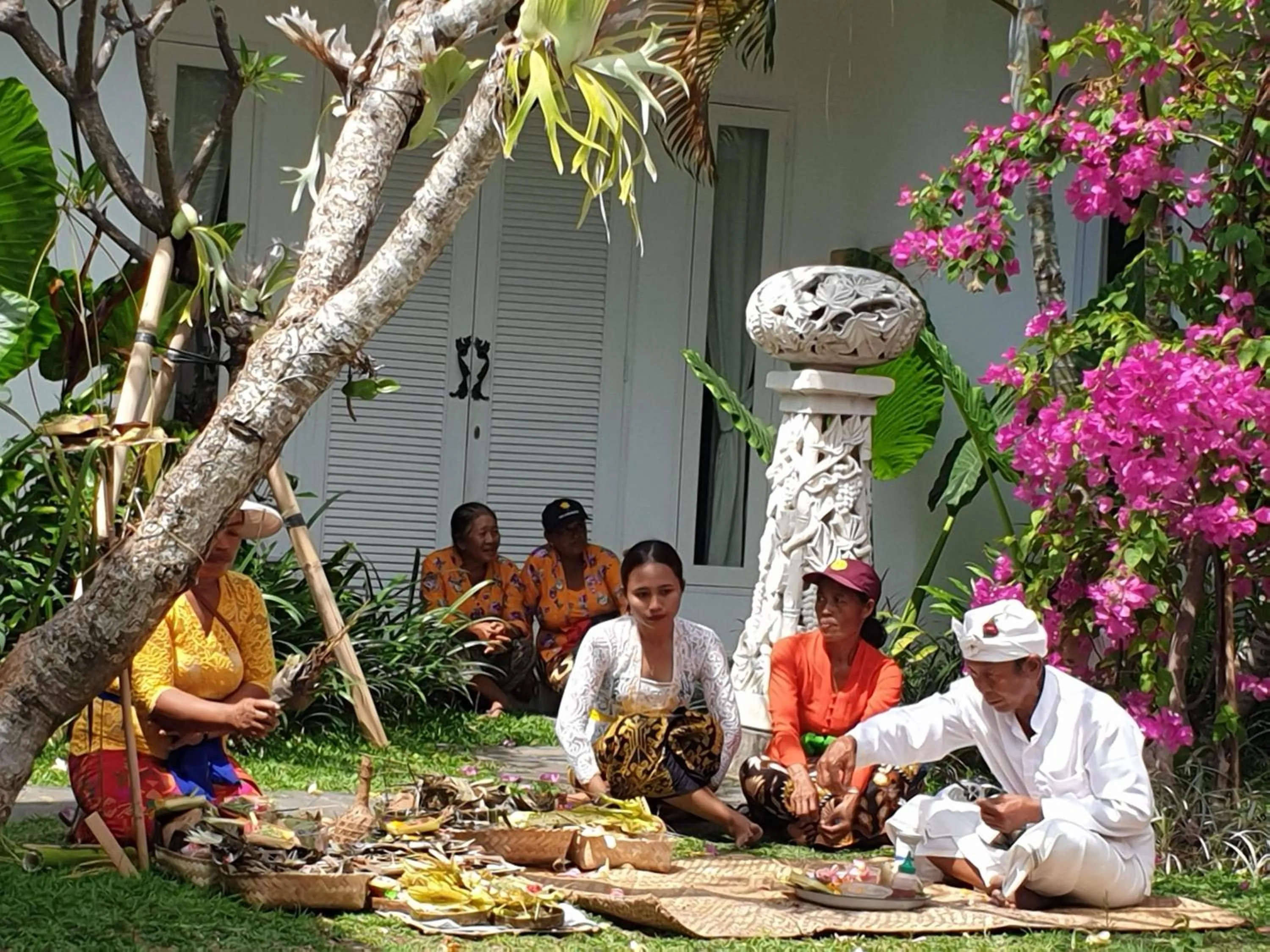 People in Starling villas