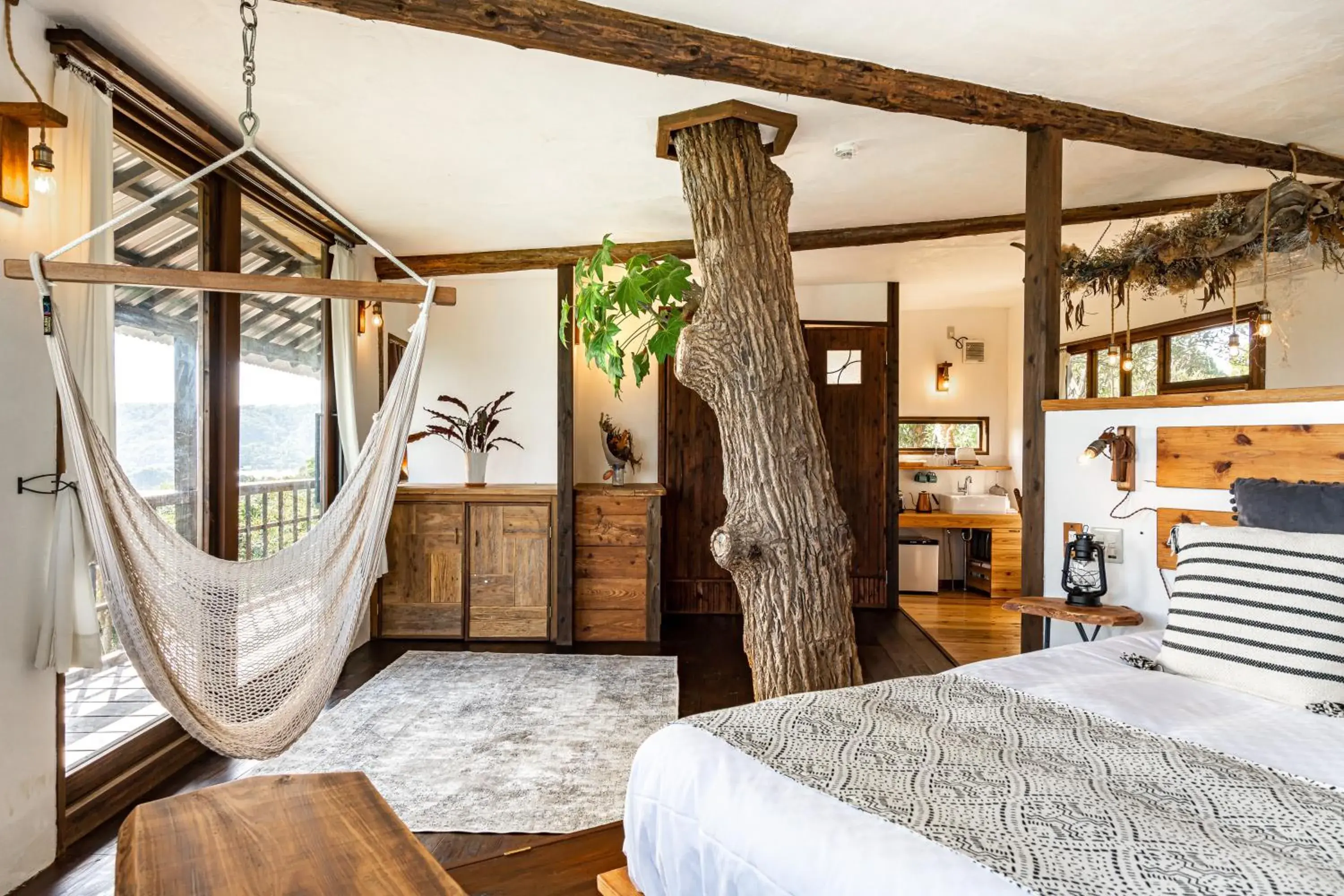 Tree-house Hotel Morinosubako Tree-house Hotel Morinosubako