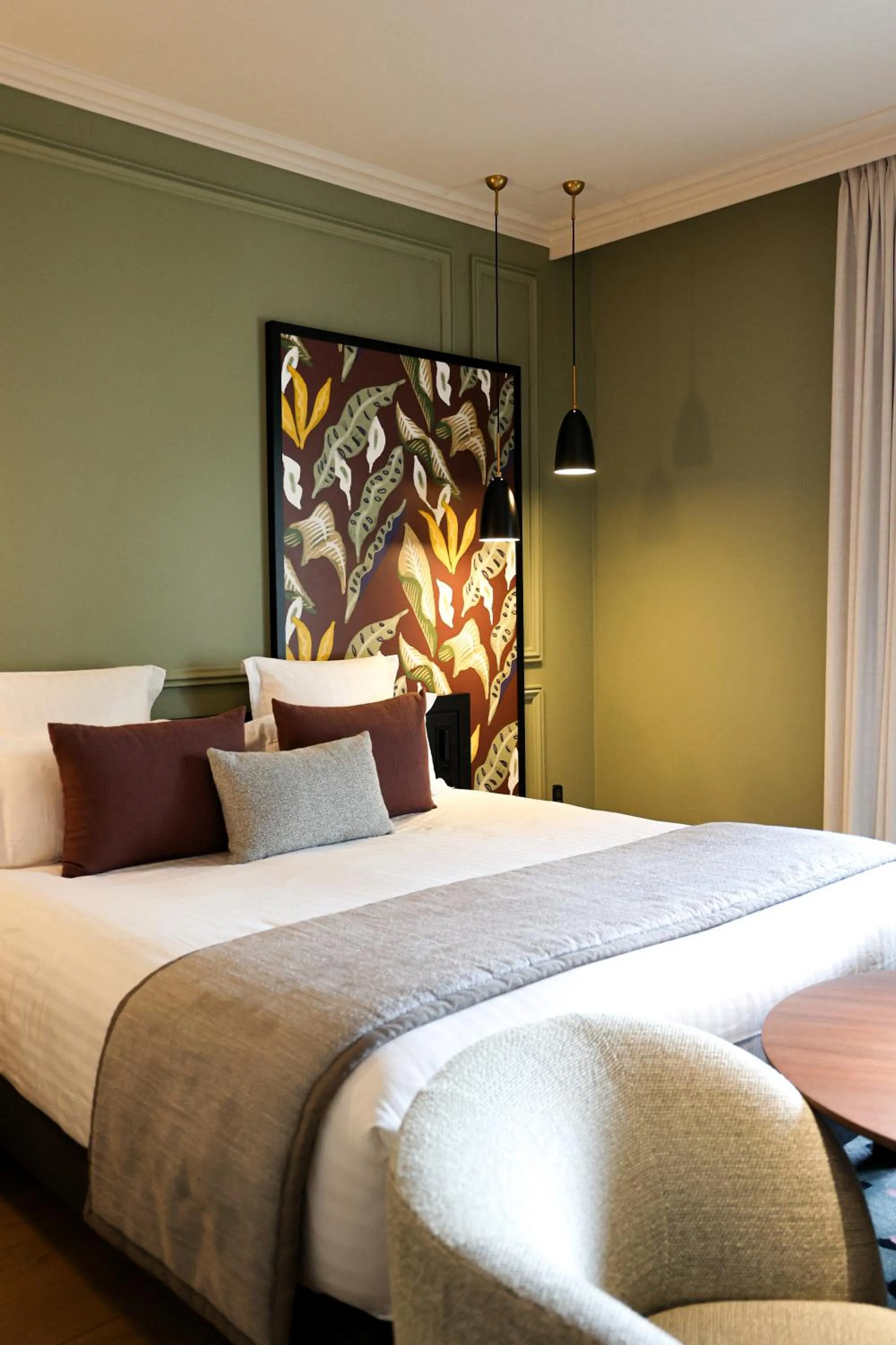 Bedroom, Bed in Château Hôtel Grand Barrail