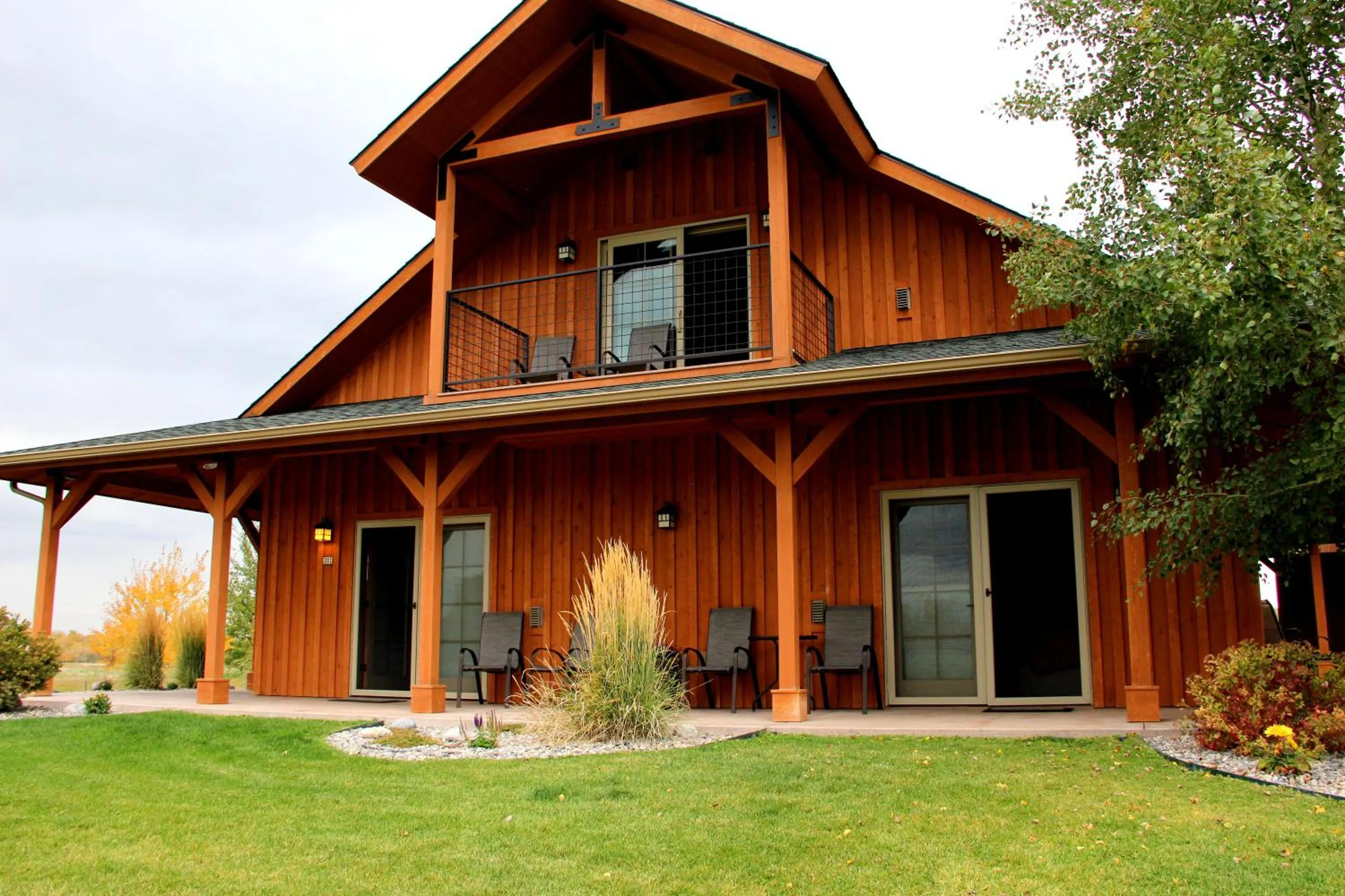 Property building in Gallatin River Lodge