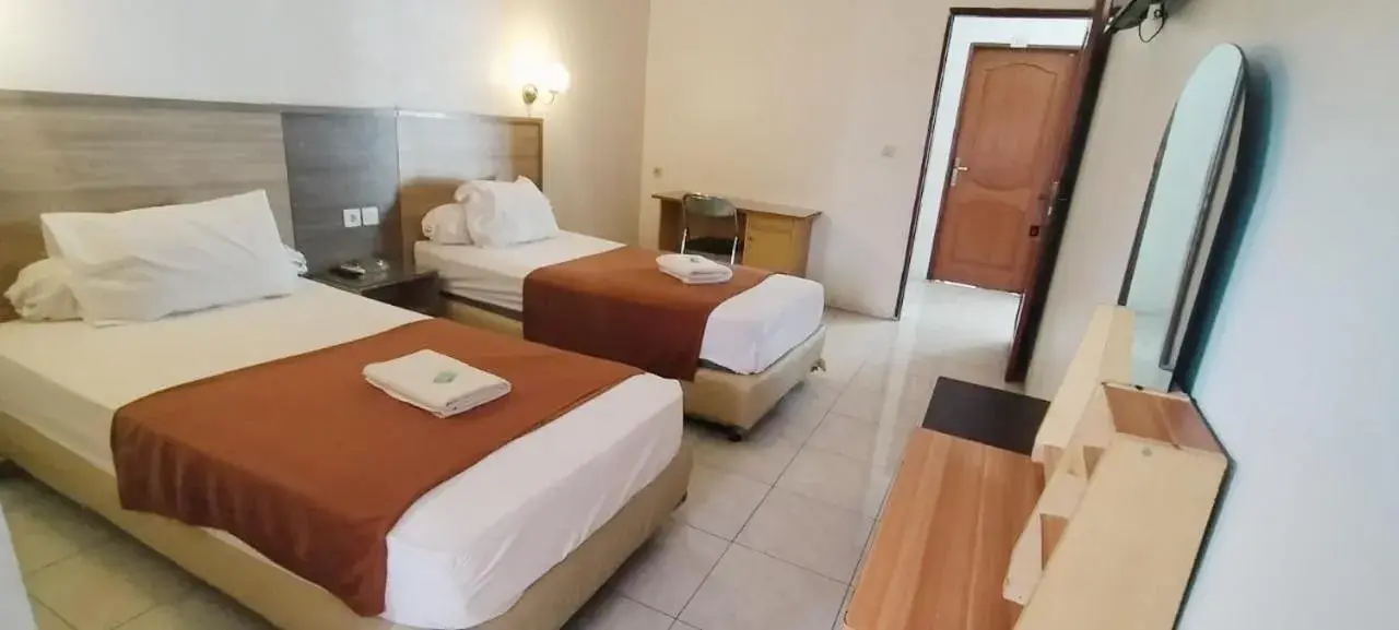 Superior Twin Room in Tiara Inn Superior Twin Room in Tiara Inn