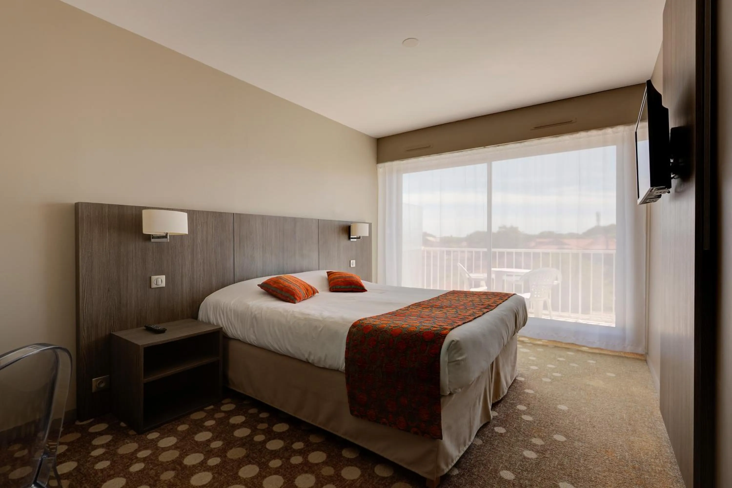 Photo of the whole room, Bed in Hôtel Le Nautic