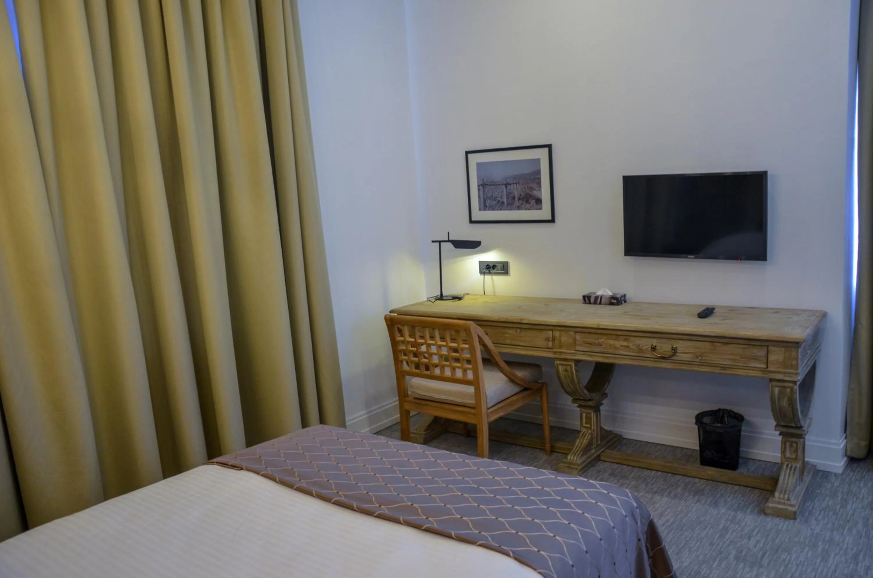 Bed in Shirvanshah Hotel