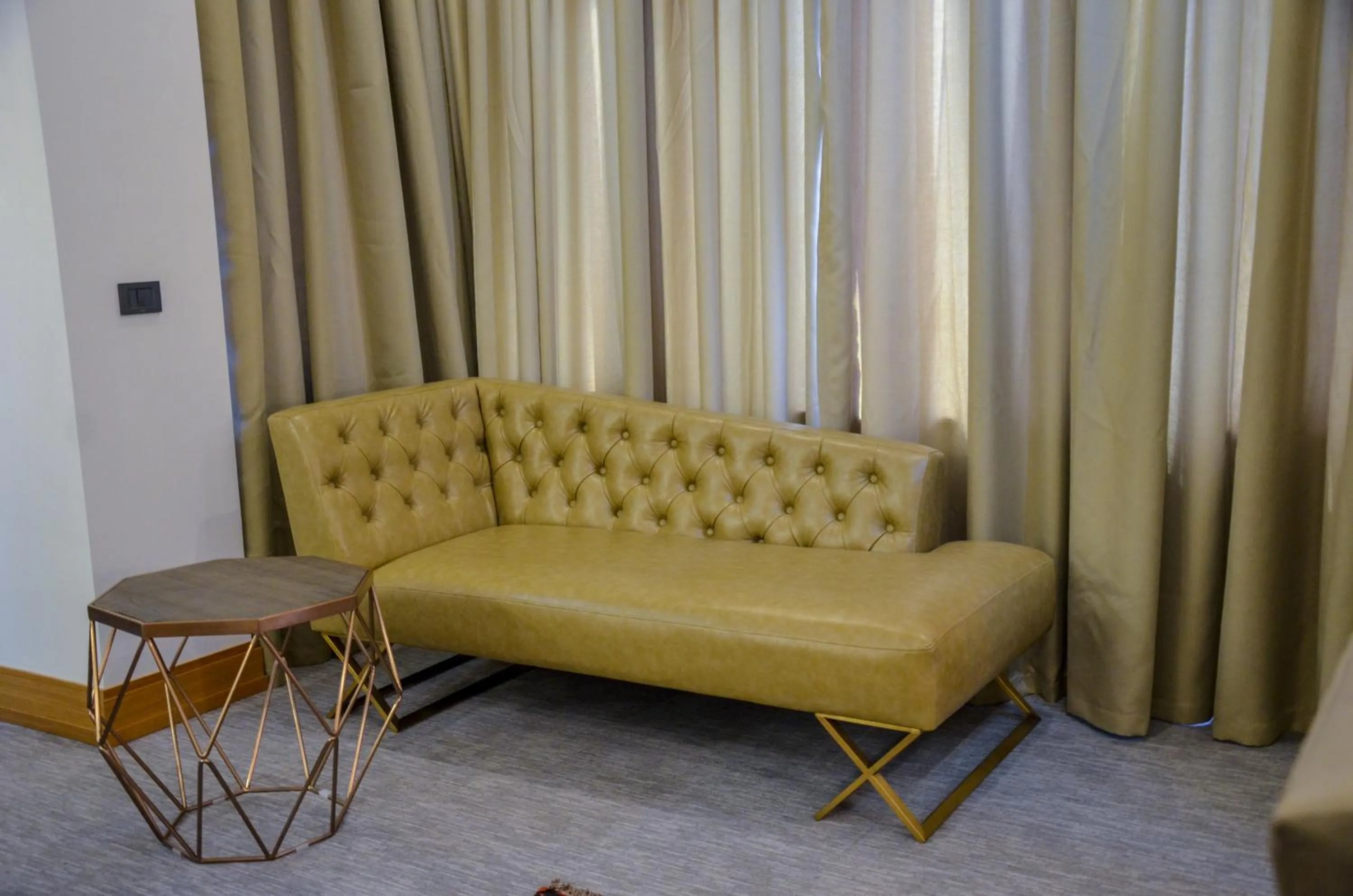 Living room in Shirvanshah Hotel