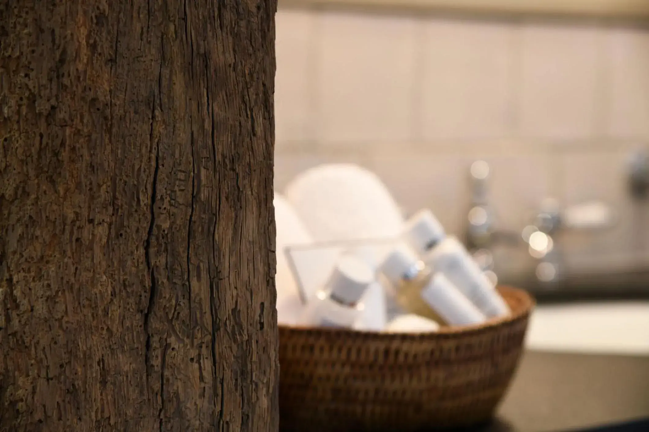 Superior King Room in The Bell at Ramsbury Superior King Room in The Bell at Ramsbury