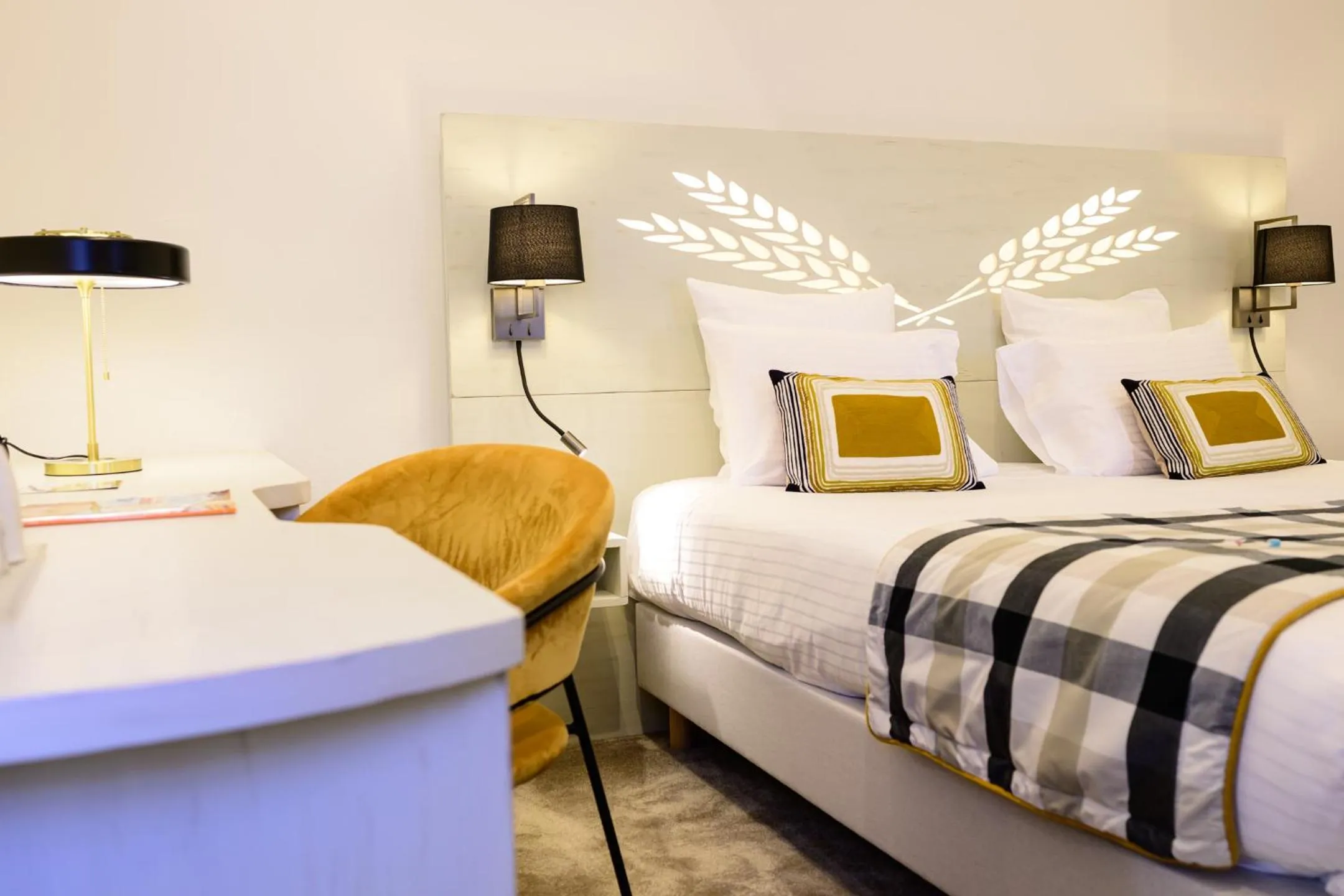 Bed in Hotel Beaucour