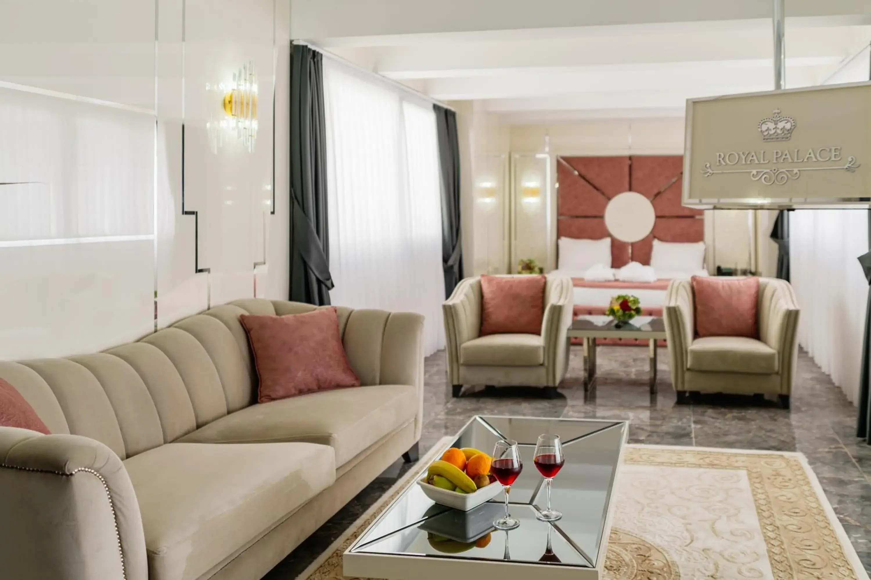 Living room in Royal Palace Hotel Living room in Royal Palace Hotel
