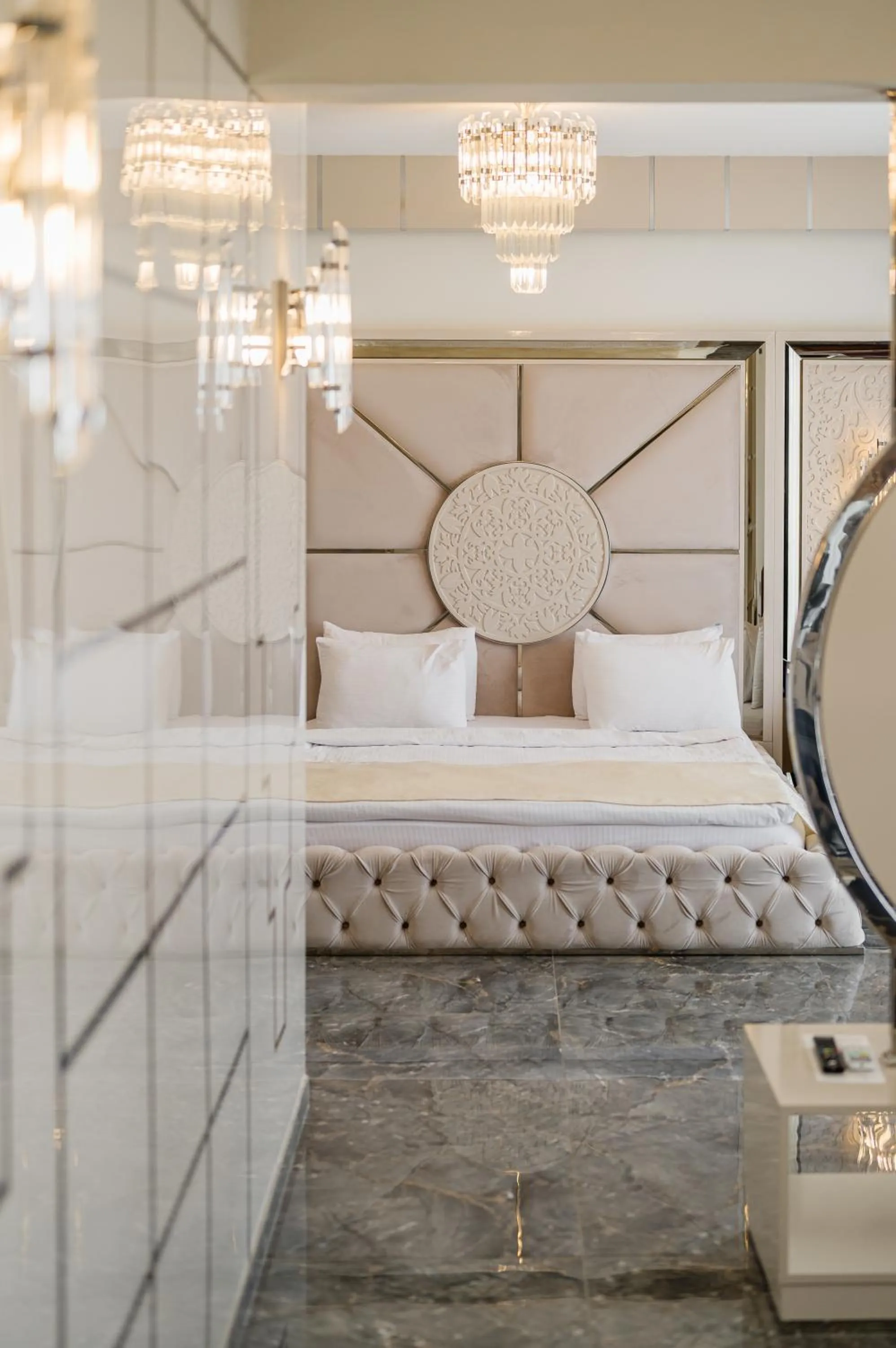 Photo of the whole room, Bed in Royal Palace Hotel