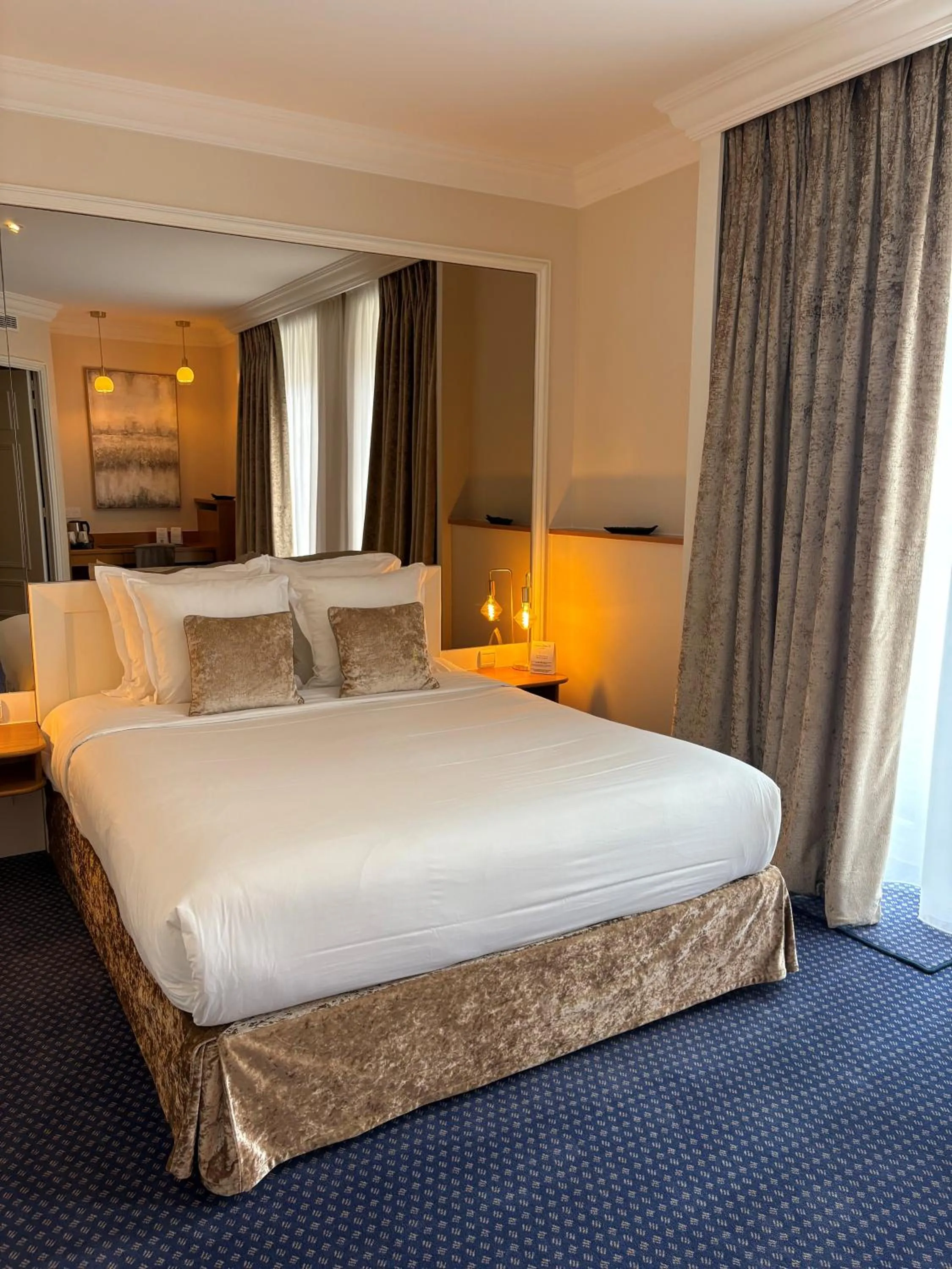 Bed in Maison LUTETIA R