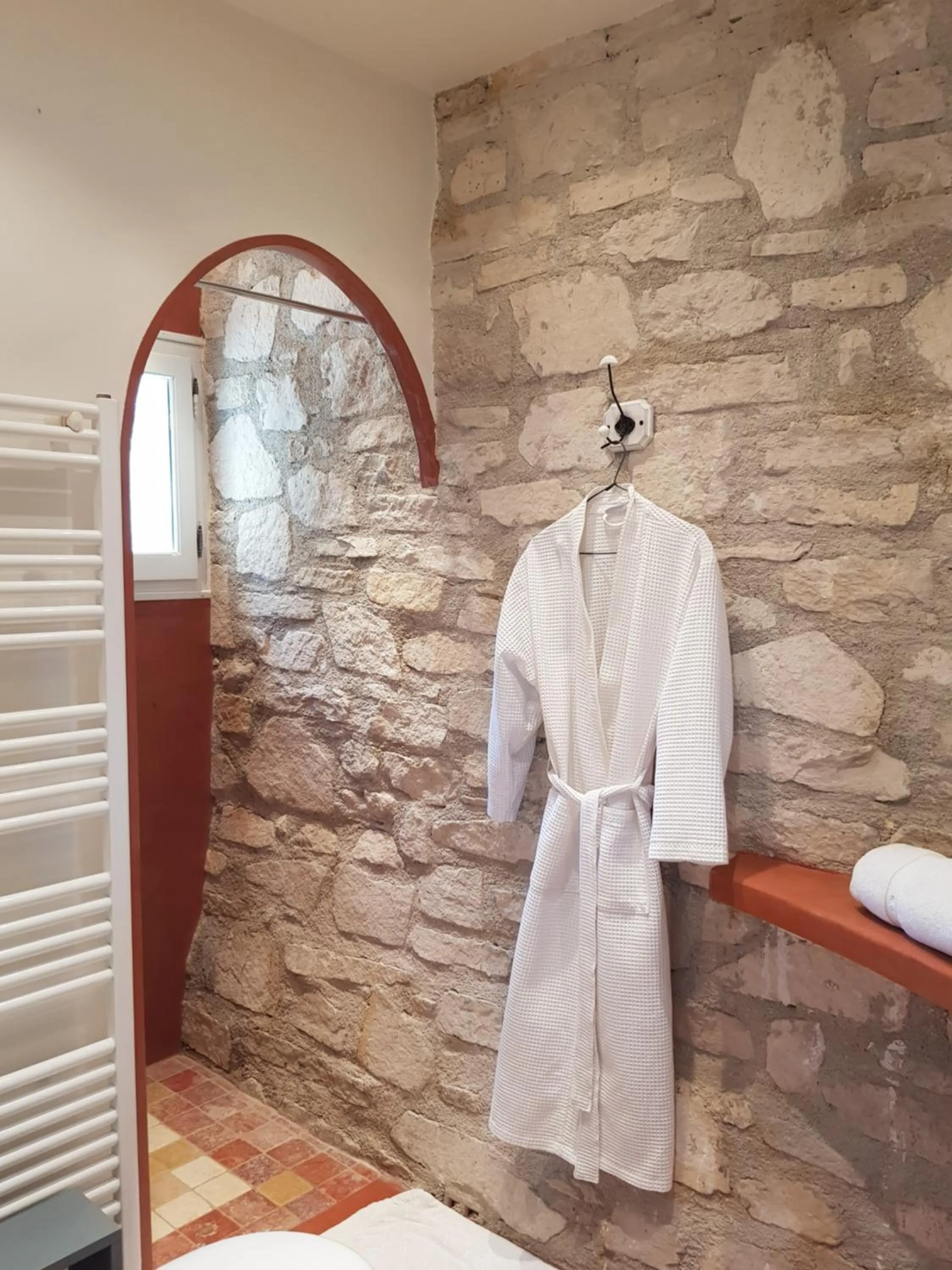 Shower in Les Néfliers chambre d'hôtes