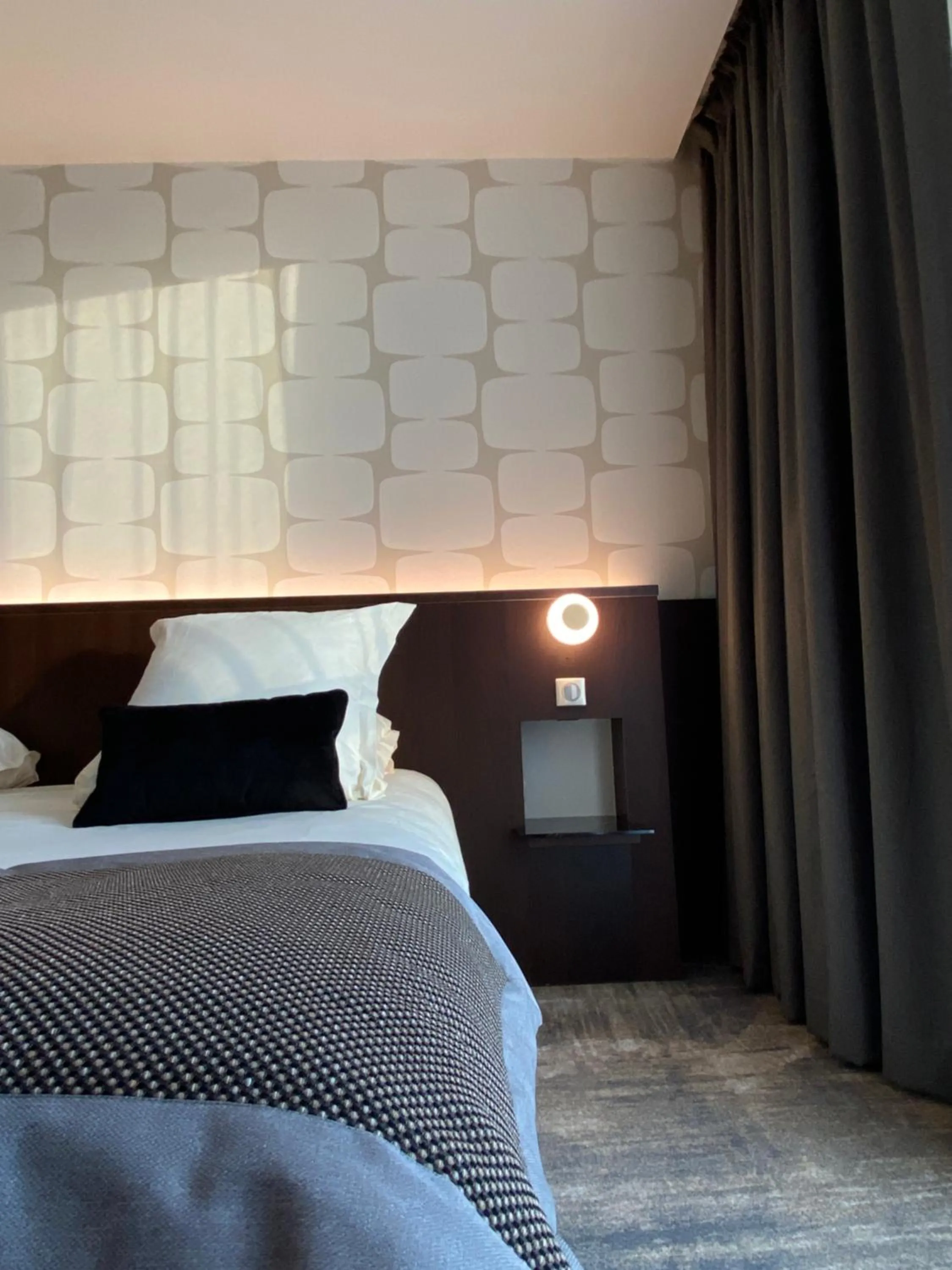 Bedroom, Bed in Hotel du Pasino