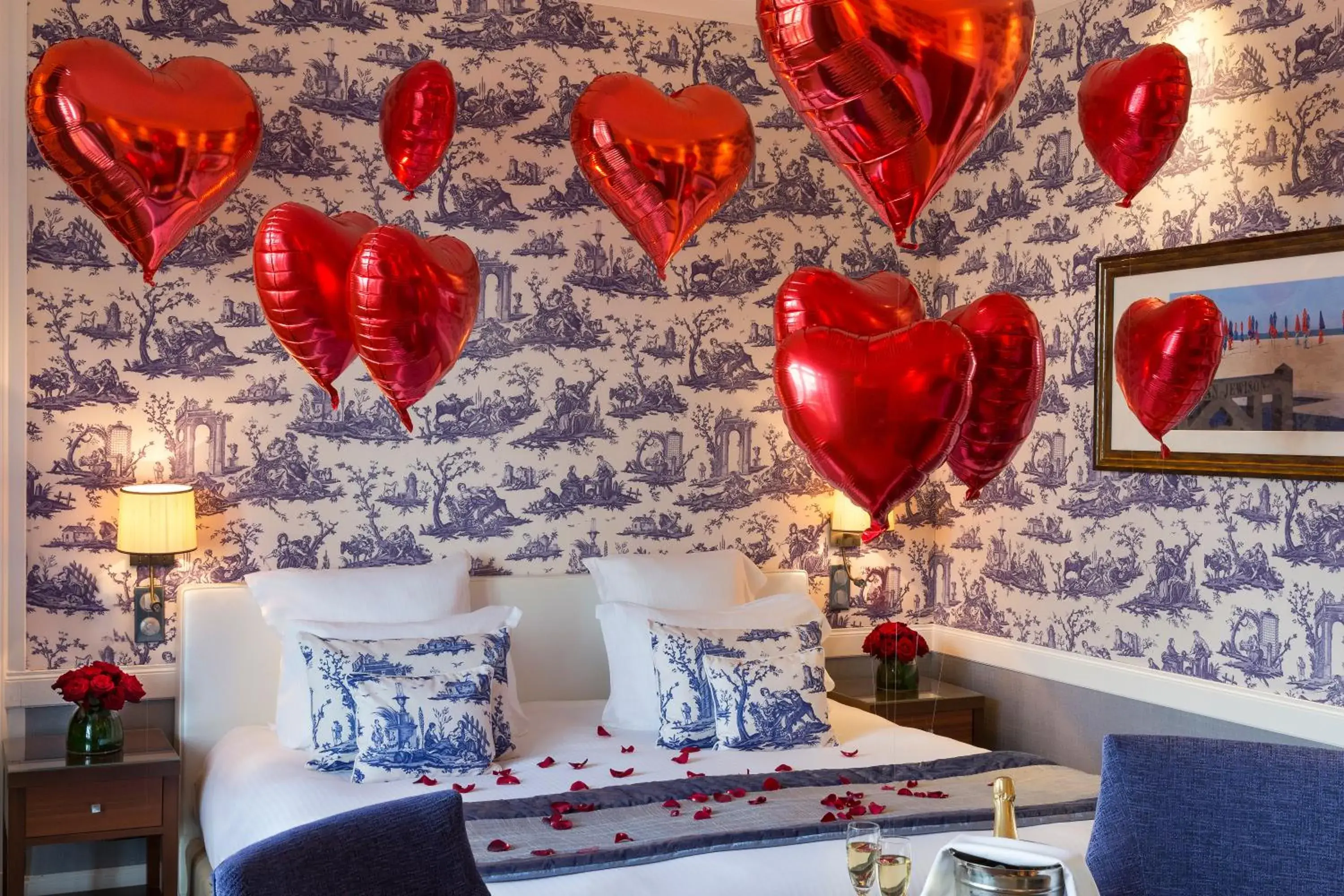 Photo of the whole room in Hôtel Barrière Le Normandy Photo of the whole room in Hôtel Barrière Le Normandy