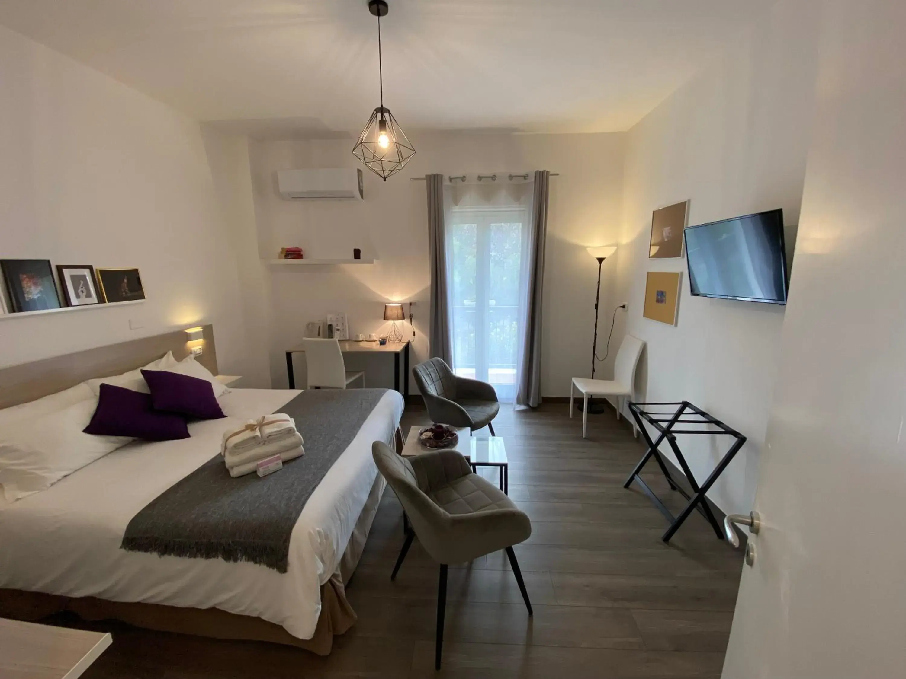 Superior Double Room in Ma&Mi Light Rooms Superior Double Room in Ma&Mi Light Rooms