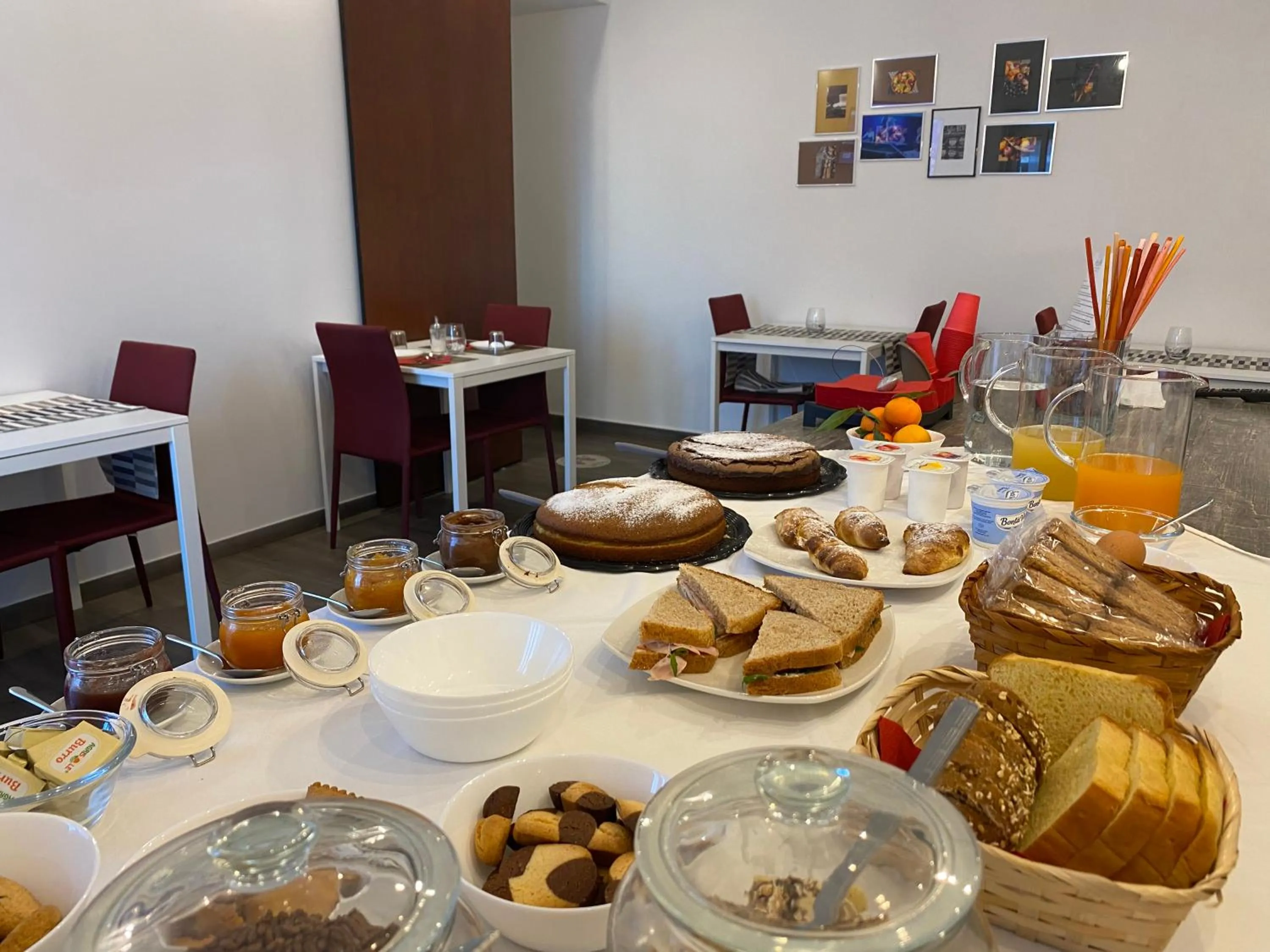 Breakfast in Ma&Mi Light Rooms