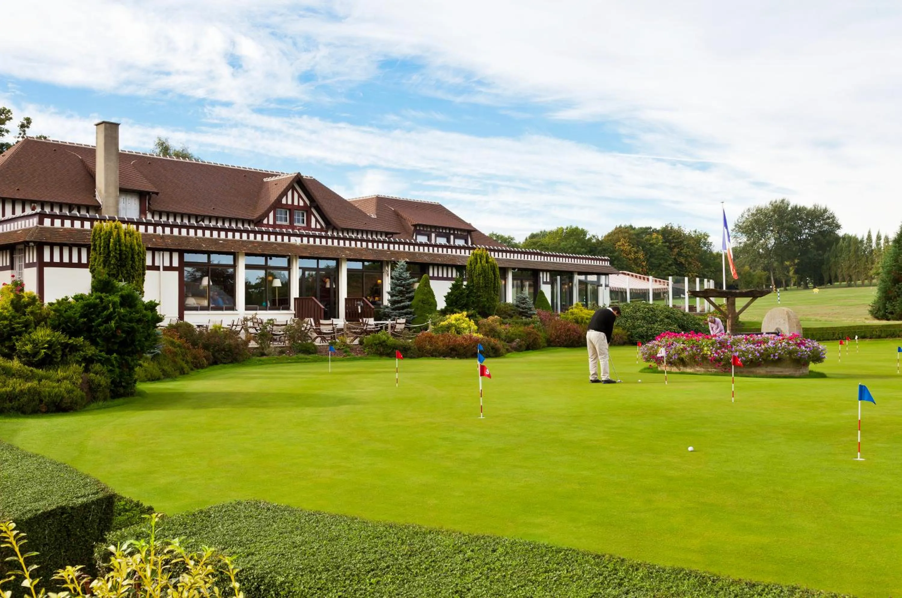 Golfcourse in Hôtel Barrière L'Hôtel du Golf