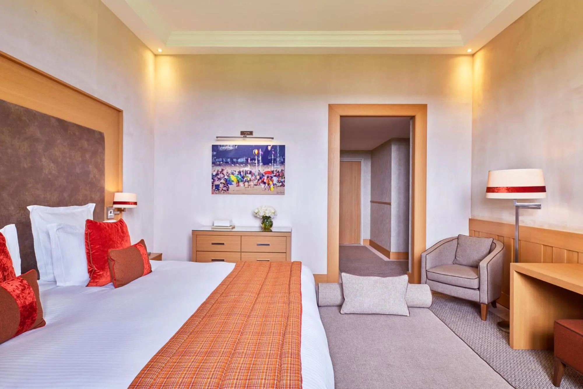 Bedroom, Bed in Hôtel Barrière L'Hôtel du Golf