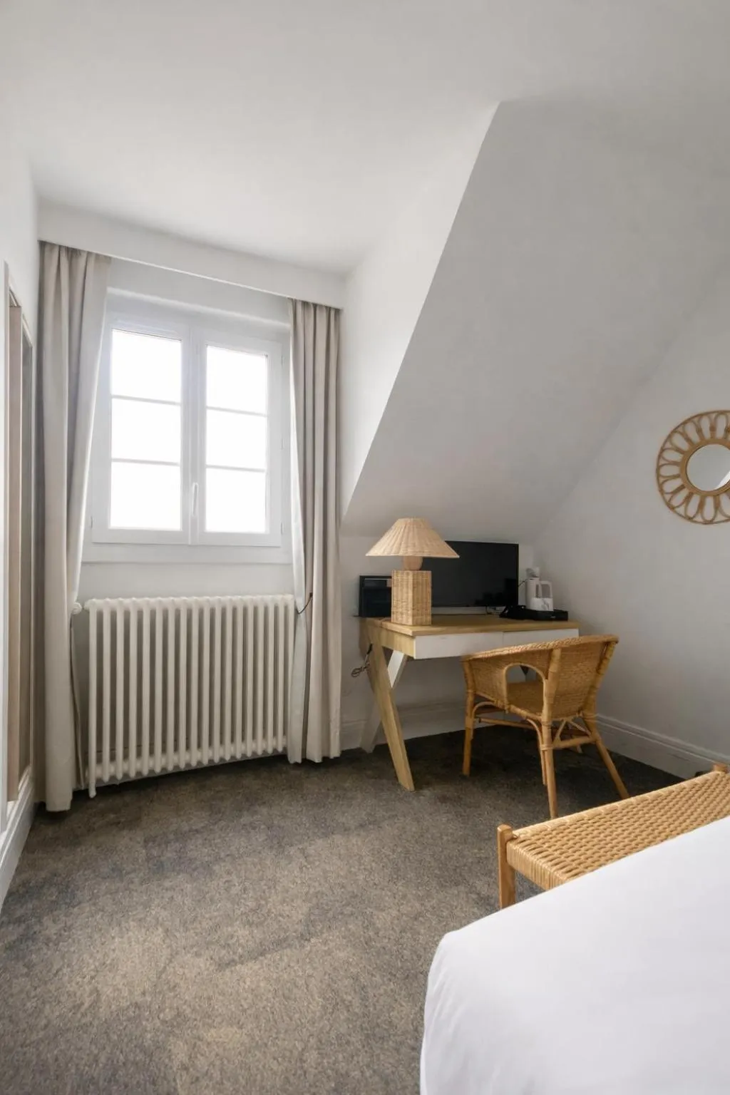 View (from property/room), Bed in Logis Hôtel Marguerite