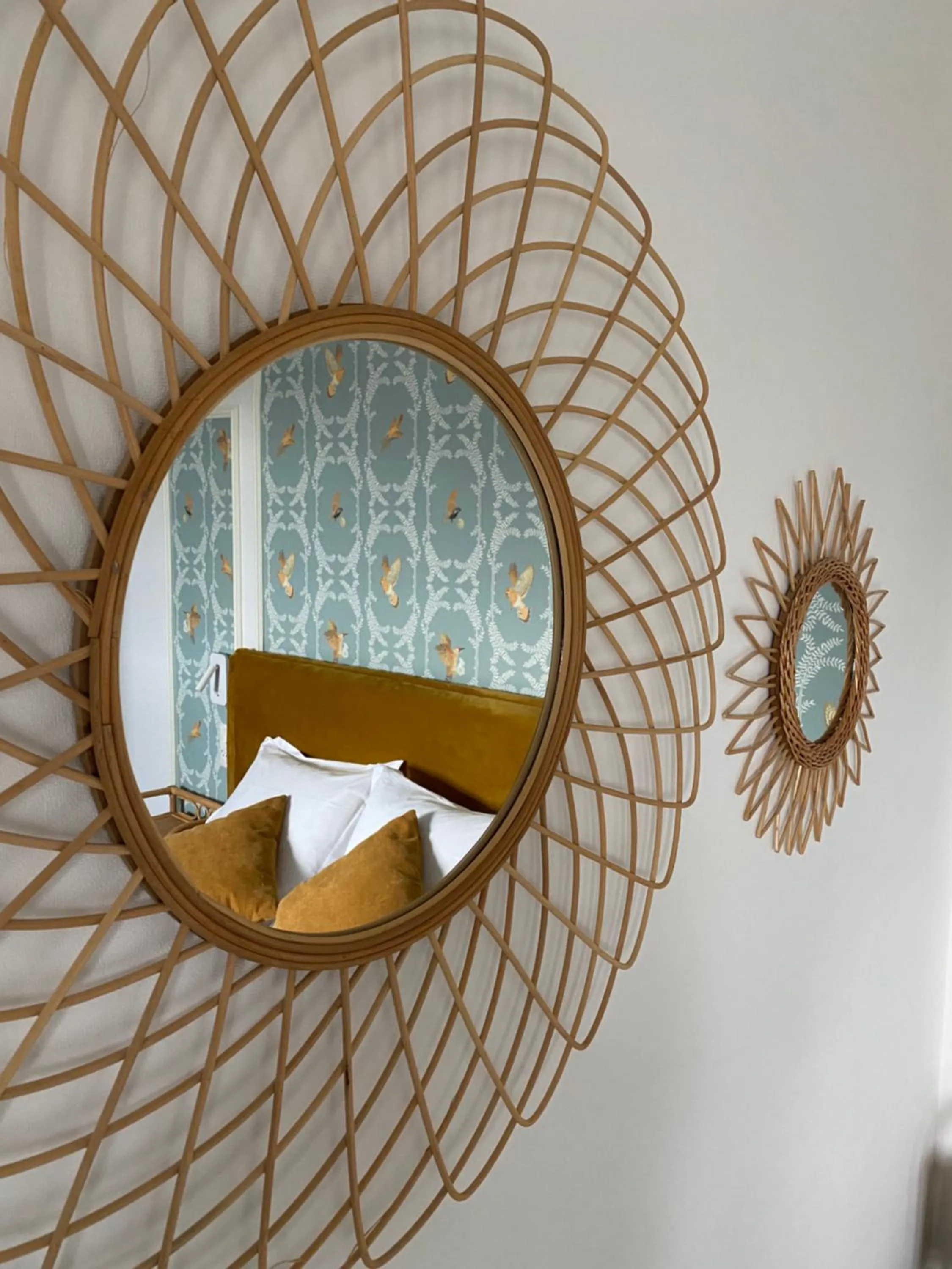 Decorative detail in Logis Hôtel Marguerite