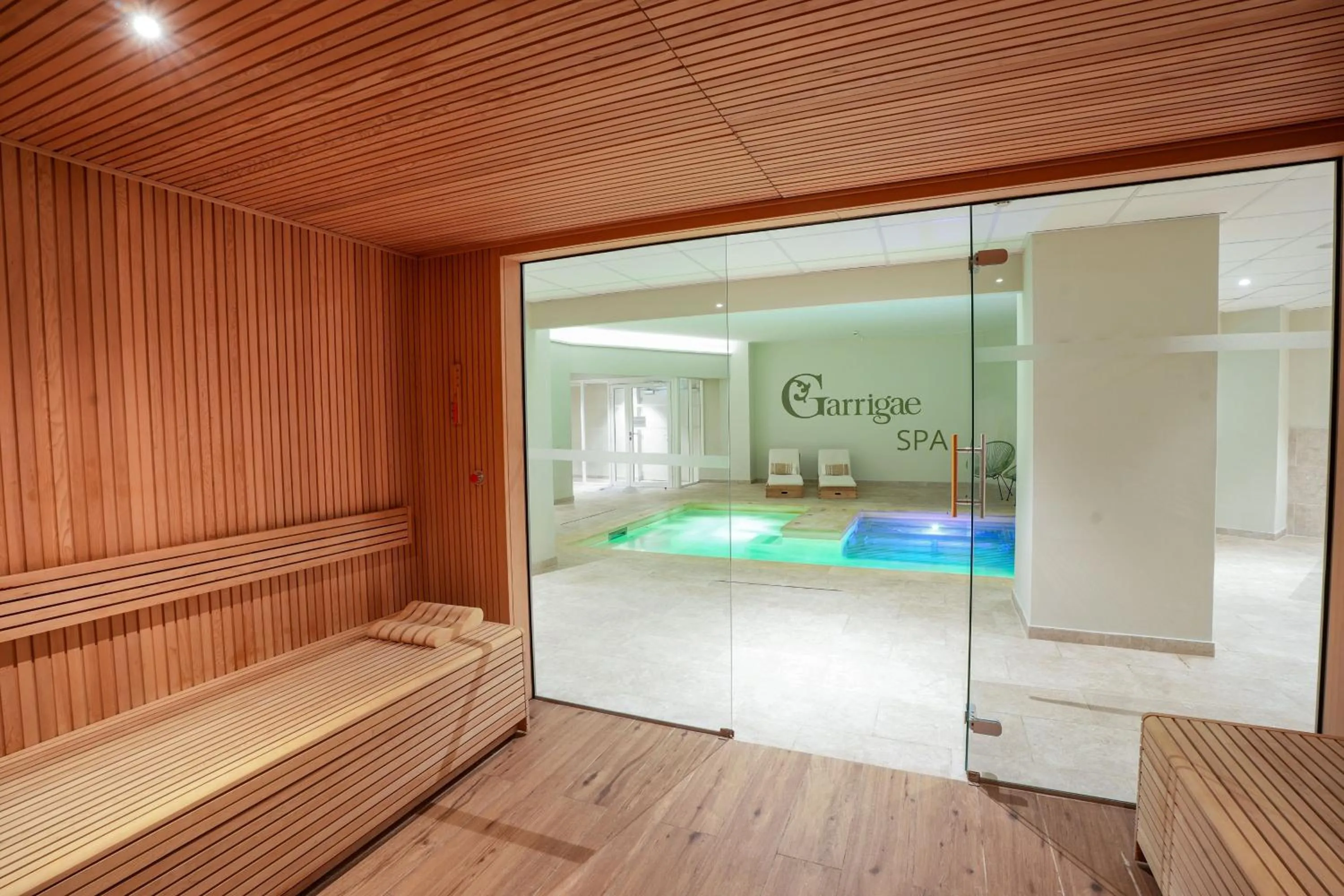 Sauna in Garrigae Domaine de l'Esterel - piscine & SPA Cinq Mondes
