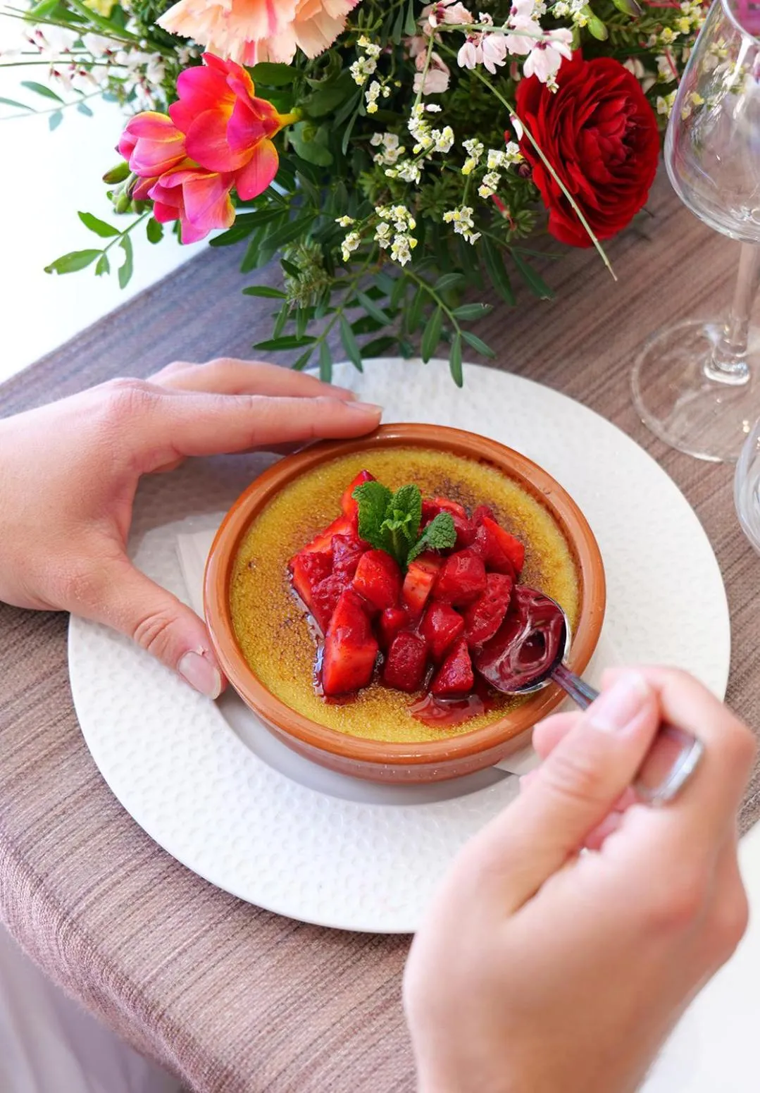 Restaurant/places to eat in Garrigae Domaine de l'Esterel - piscine & SPA Cinq Mondes