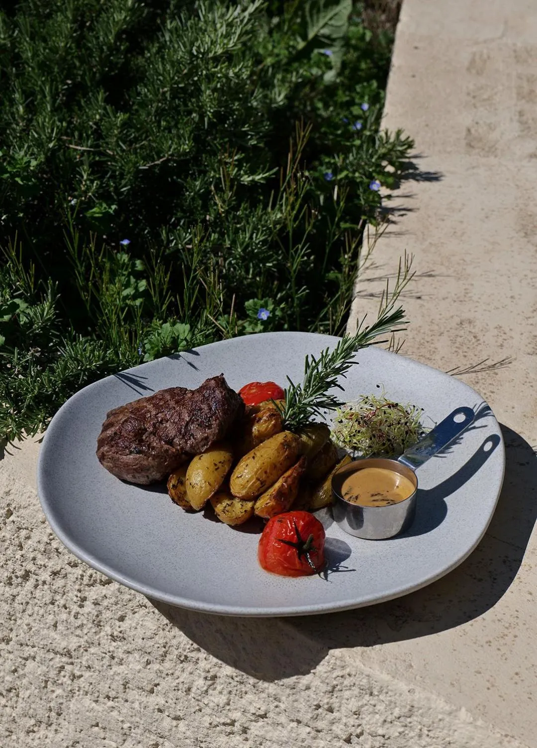Food in Garrigae Domaine de l'Esterel - piscine & SPA Cinq Mondes