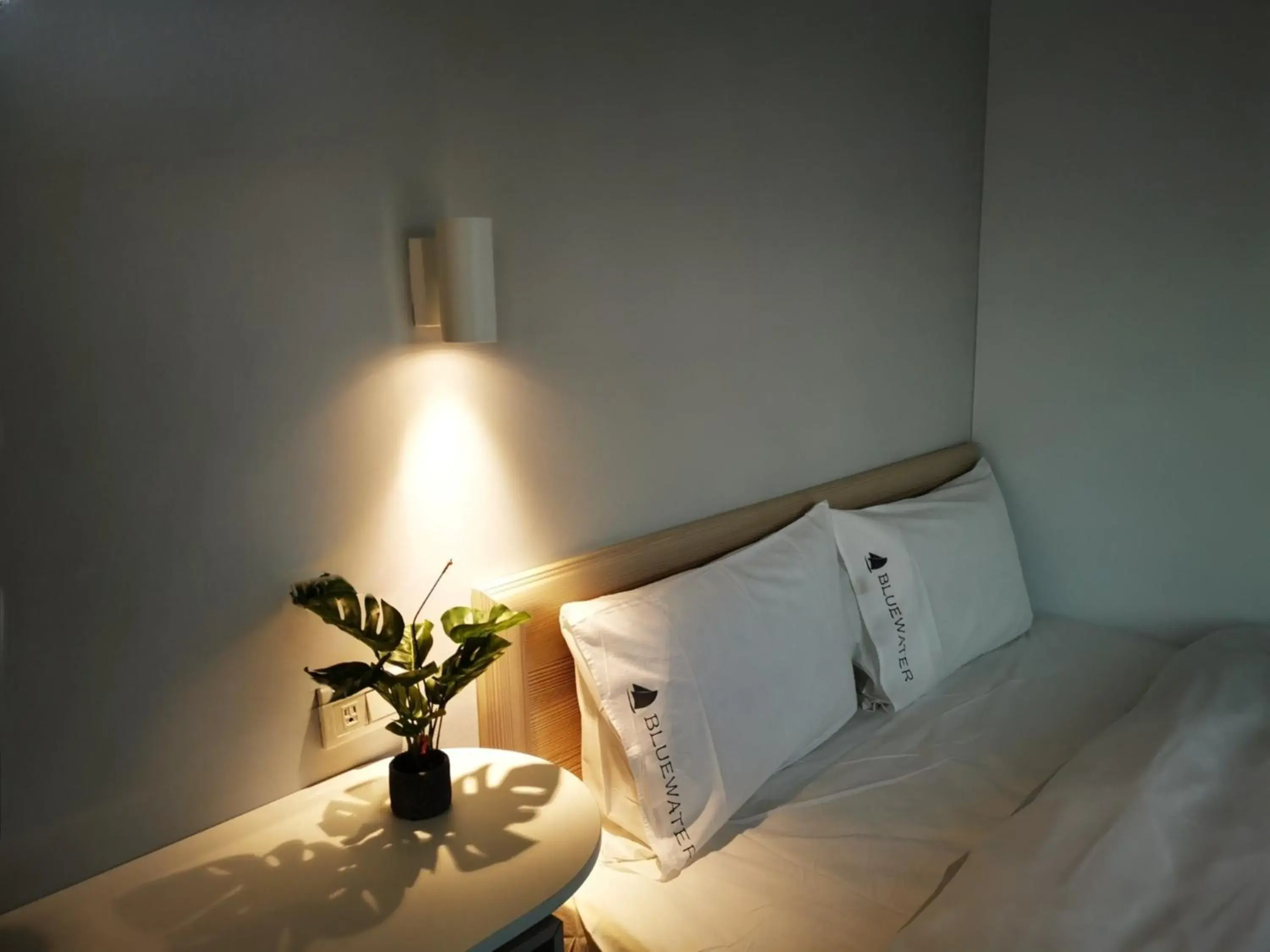 Decorative detail, Bed in Bluewater Hotel Xpark Gloria Outlets Taoyuan Baseball Stadium Decorative detail, Bed in Bluewater Hotel Xpark Gloria Outlets Taoyuan Baseball Stadium