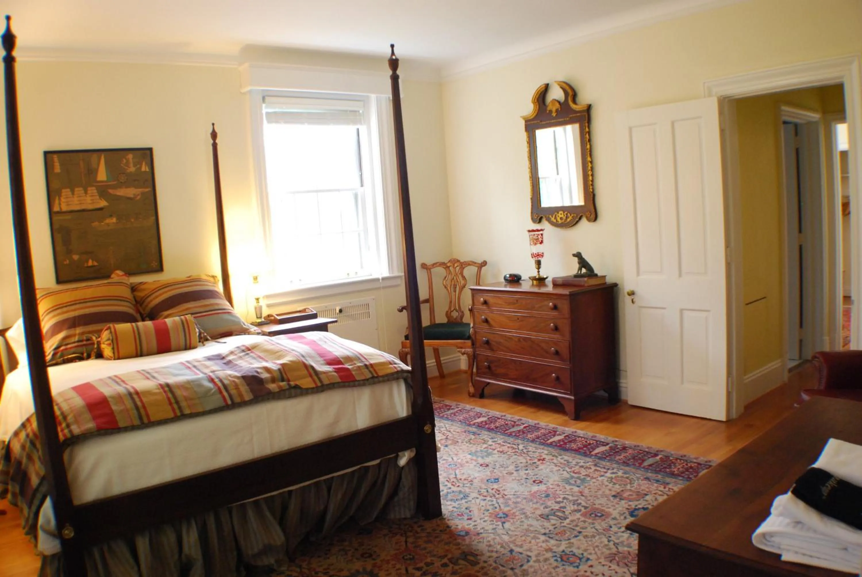 Bed in Hornsby House Inn