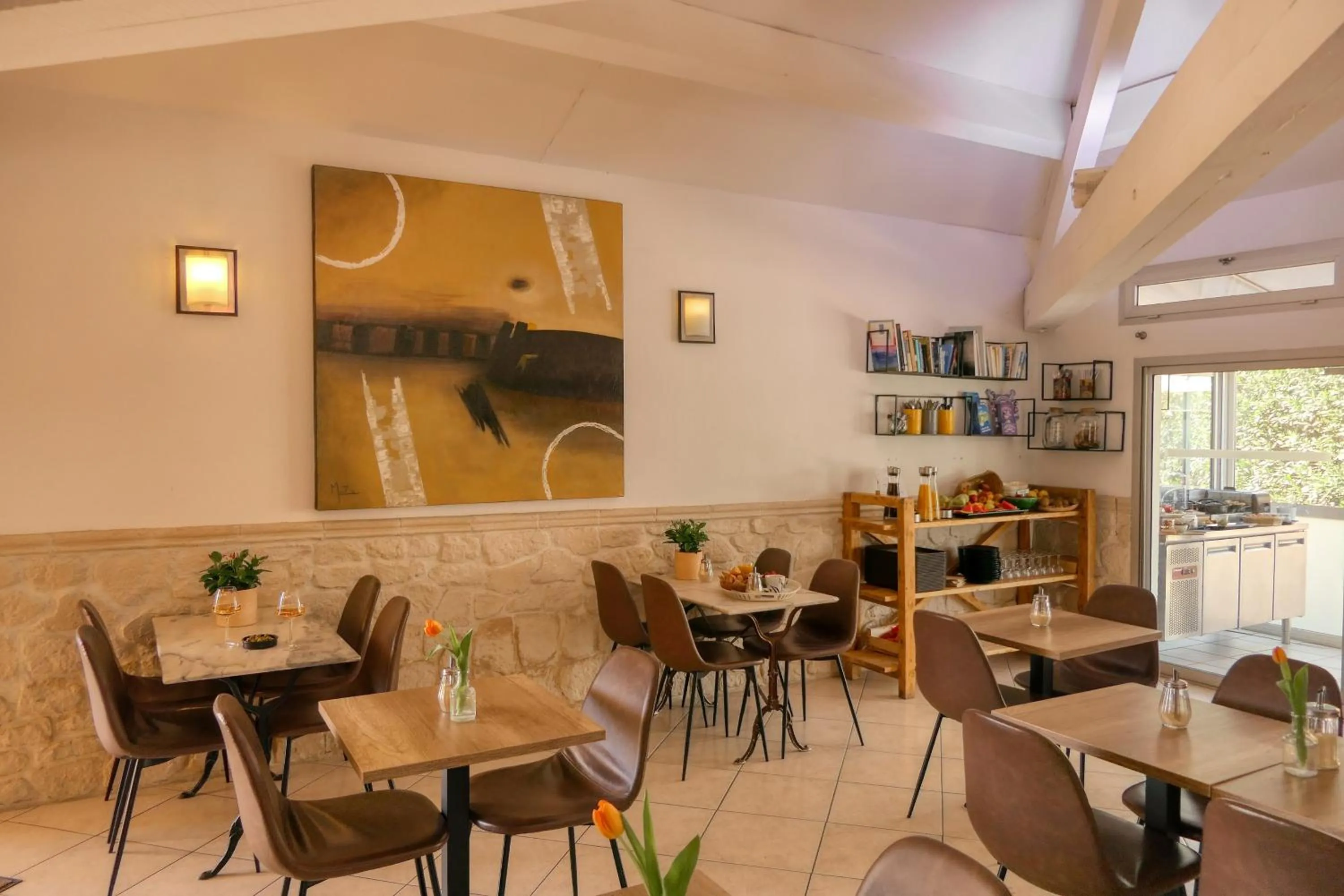 Property building in Logis Hôtel Le Rodin