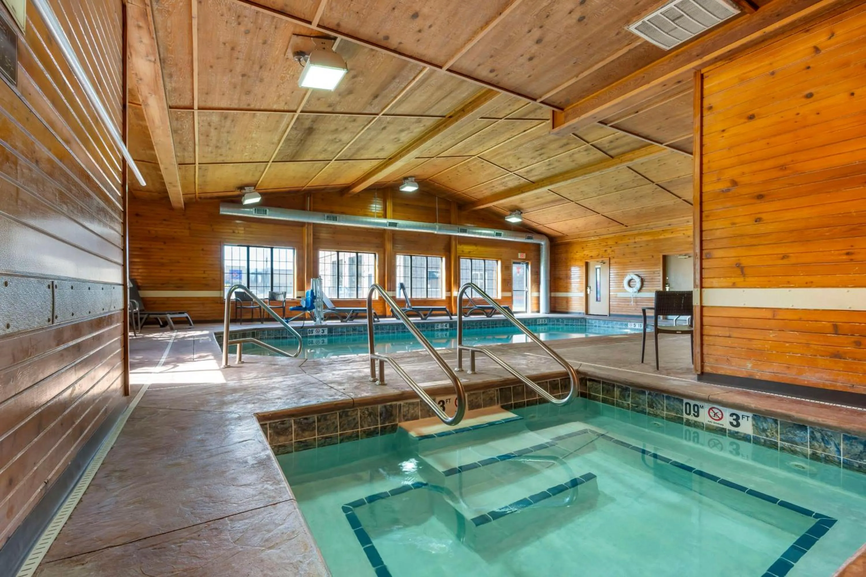 Pool view in Best Western Yellowstone Crossing