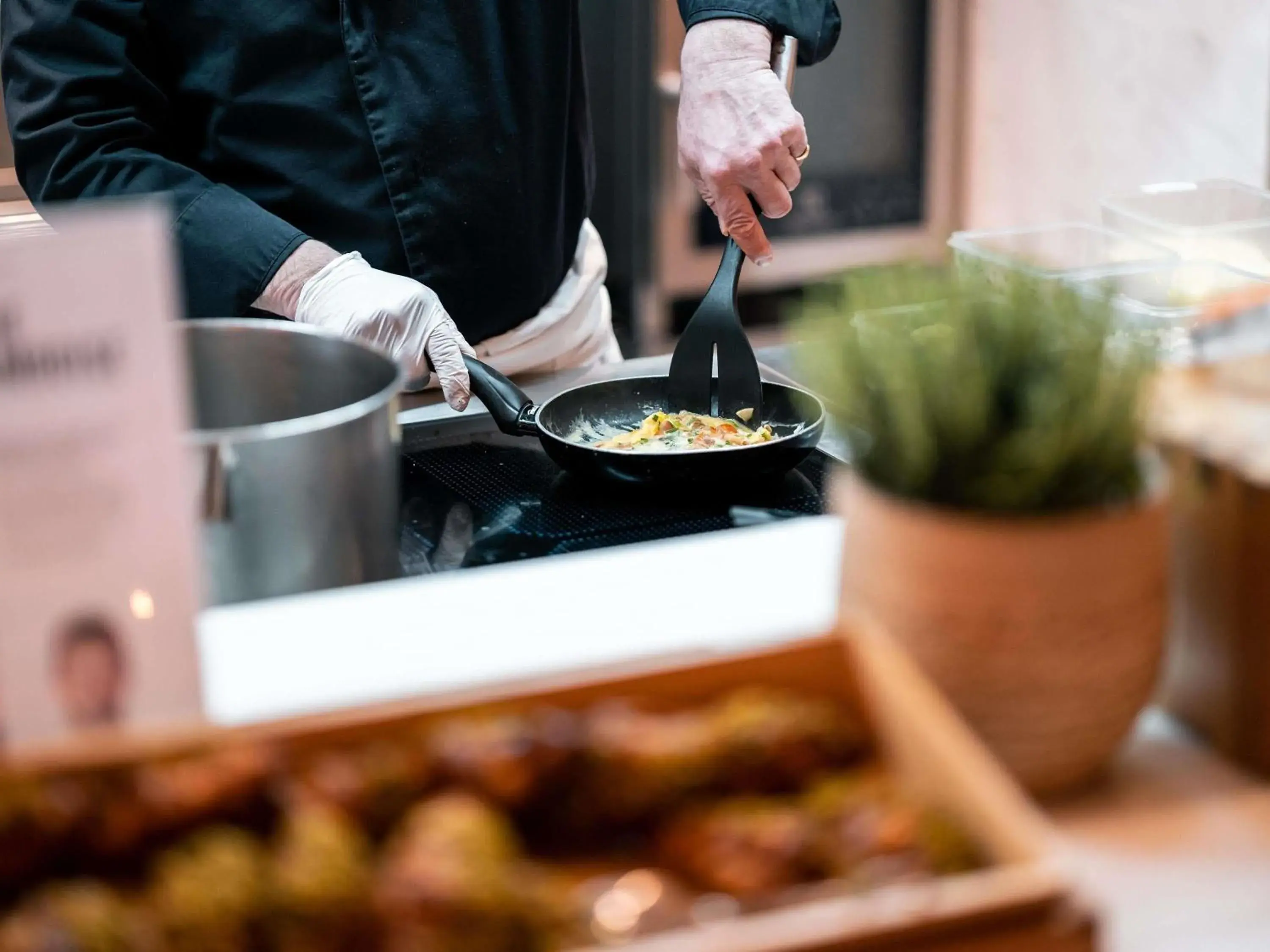 Breakfast in Mercure Chantilly Resort & Conventions Breakfast in Mercure Chantilly Resort & Conventions