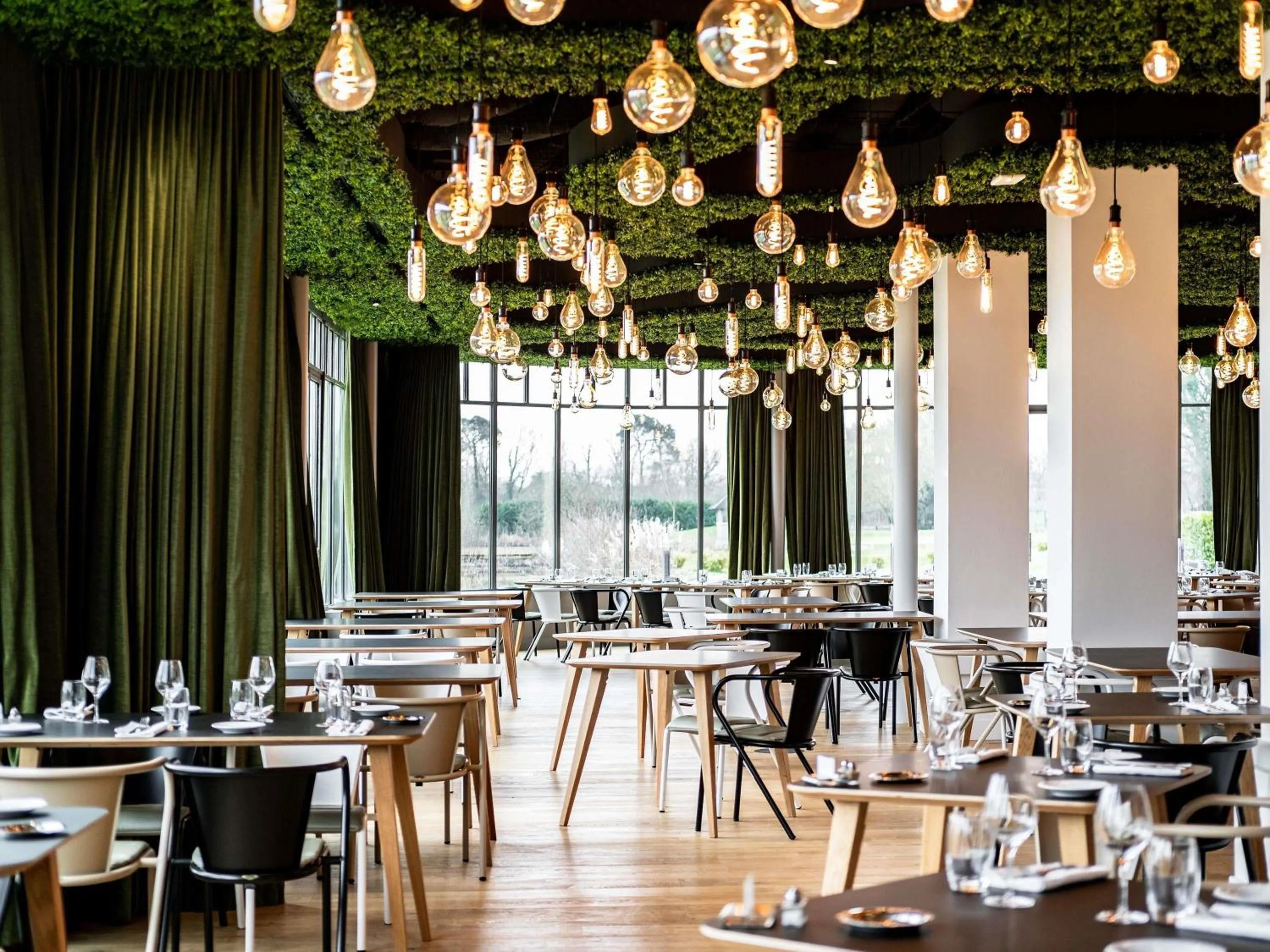 Property building in Mercure Chantilly Resort & Conventions