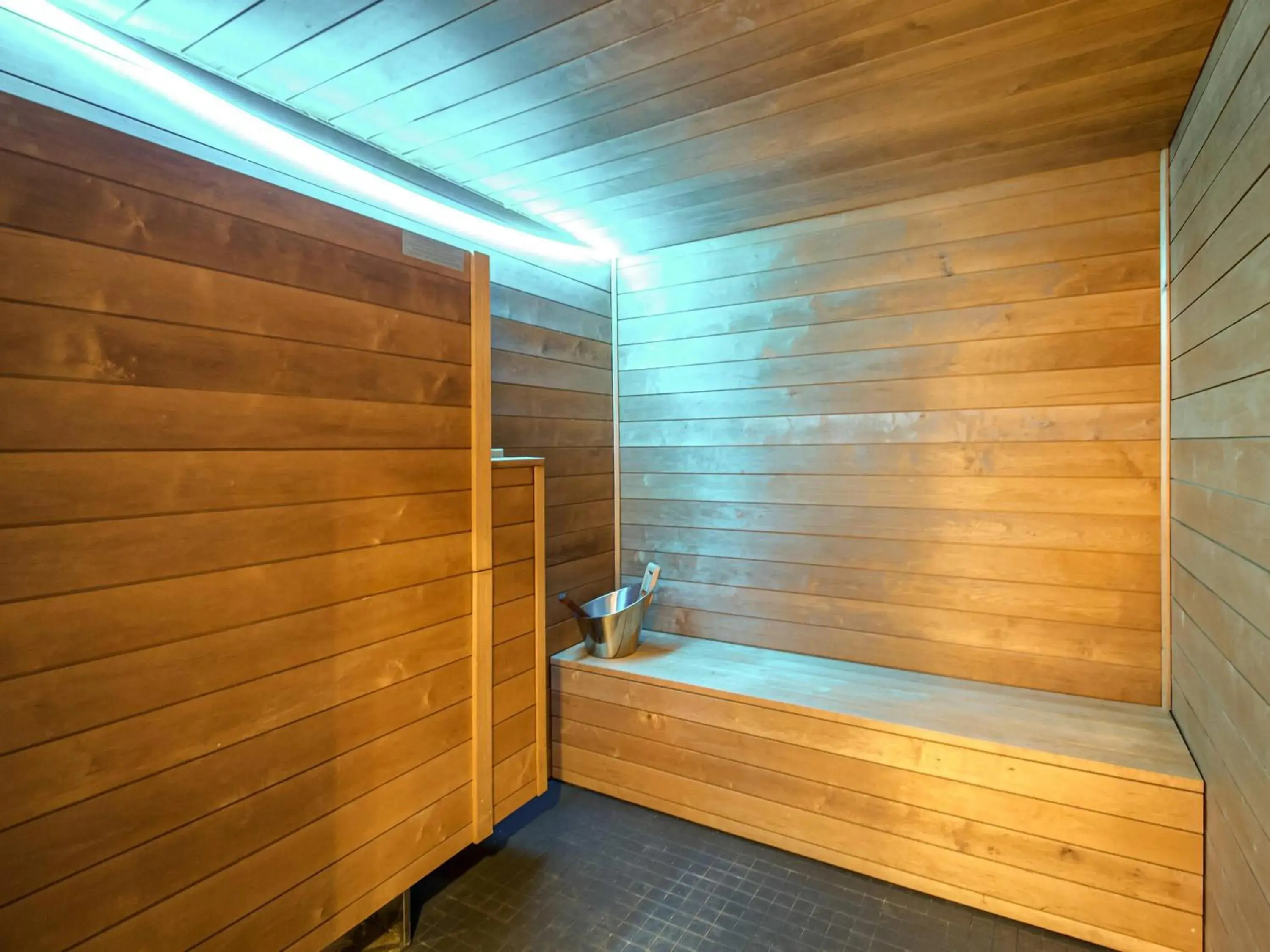 Fitness centre/facilities in Mercure Chantilly Resort & Conventions Fitness centre/facilities in Mercure Chantilly Resort & Conventions