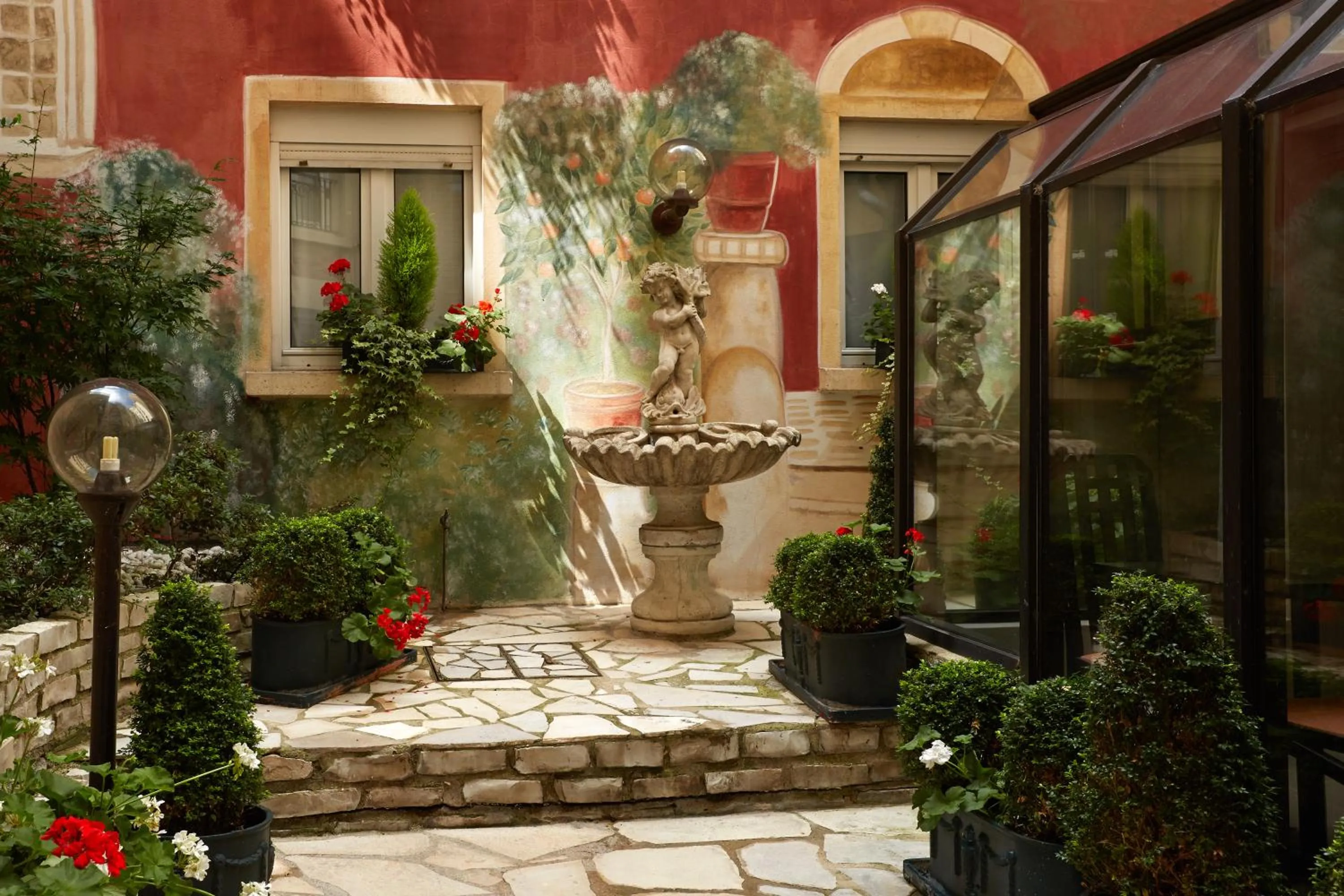 Patio in Beaugrenelle St-Charles Tour Eiffel