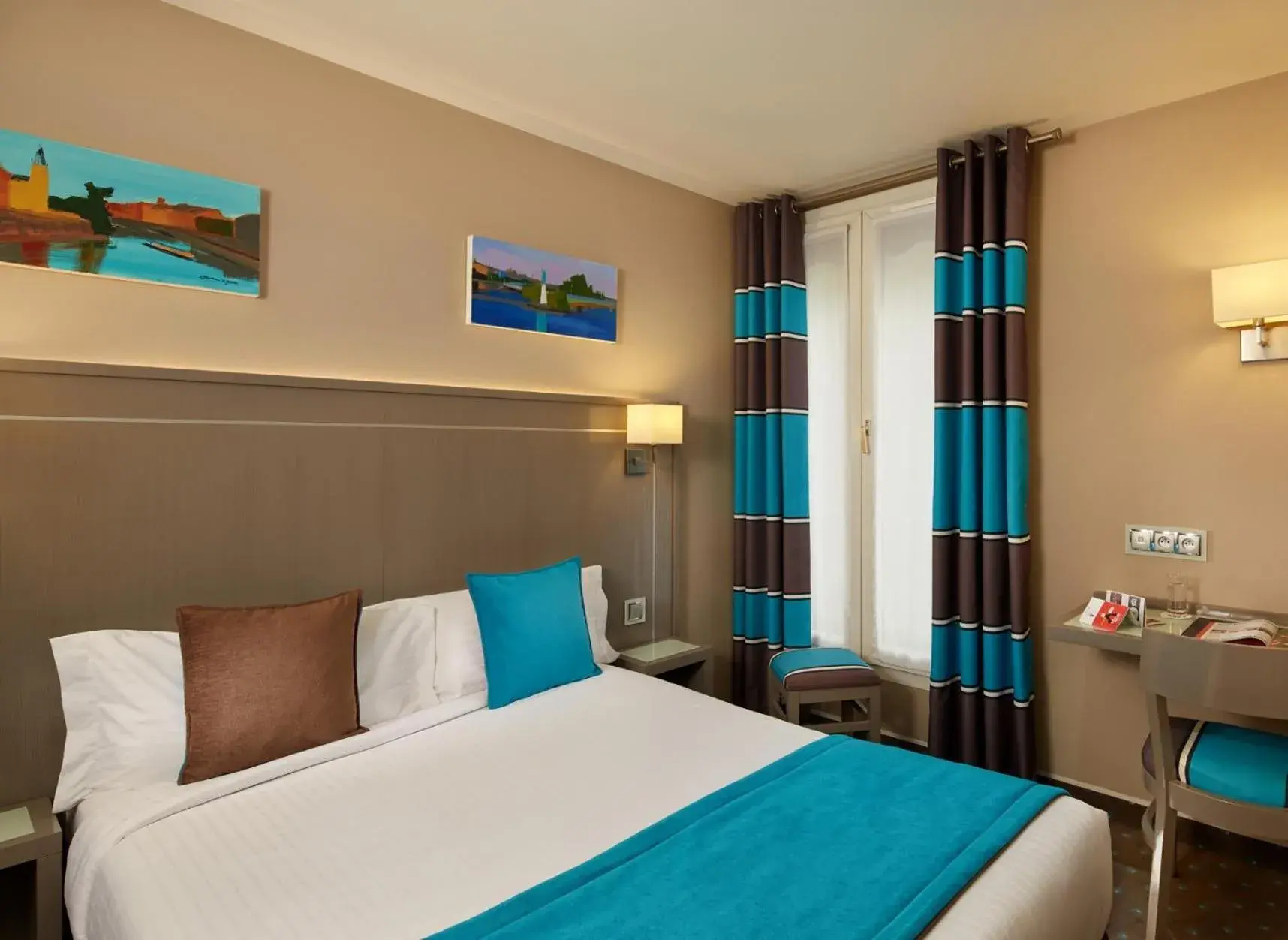 Bed in Beaugrenelle St-Charles Tour Eiffel Bed in Beaugrenelle St-Charles Tour Eiffel