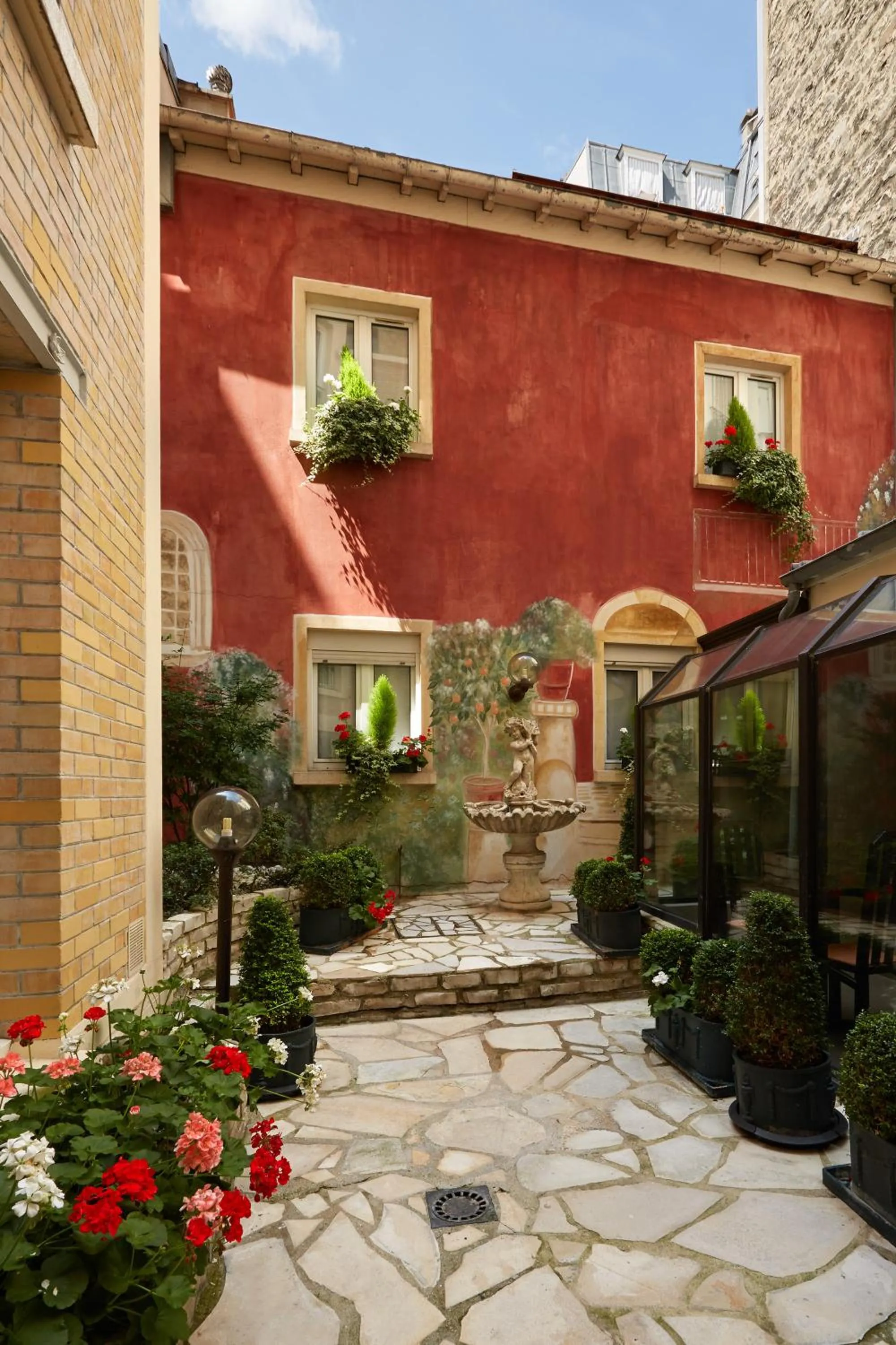 Patio in Beaugrenelle St-Charles Tour Eiffel