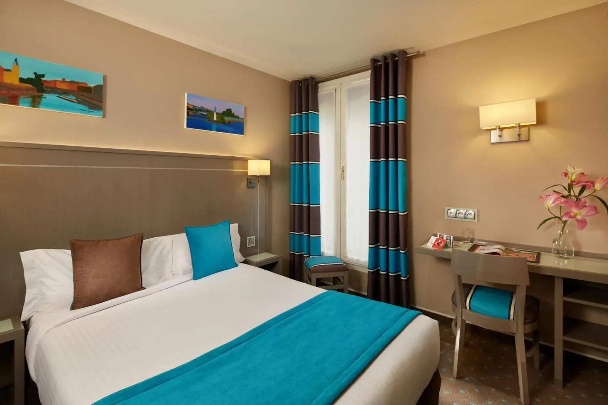 Photo of the whole room, Bed in Beaugrenelle St-Charles Tour Eiffel Photo of the whole room, Bed in Beaugrenelle St-Charles Tour Eiffel