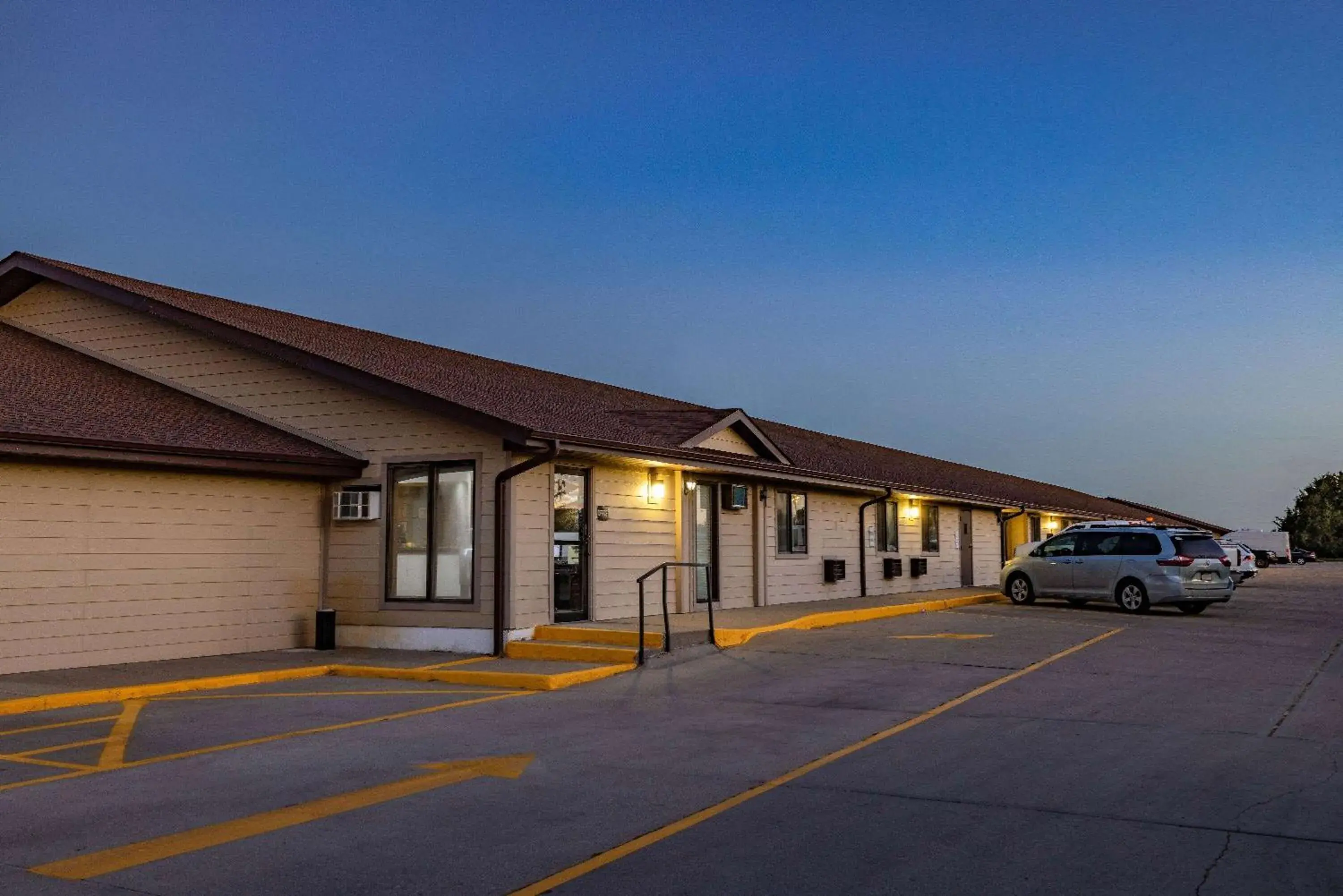 Property building in Super 8 by Wyndham Valentine NE Property building in Super 8 by Wyndham Valentine NE