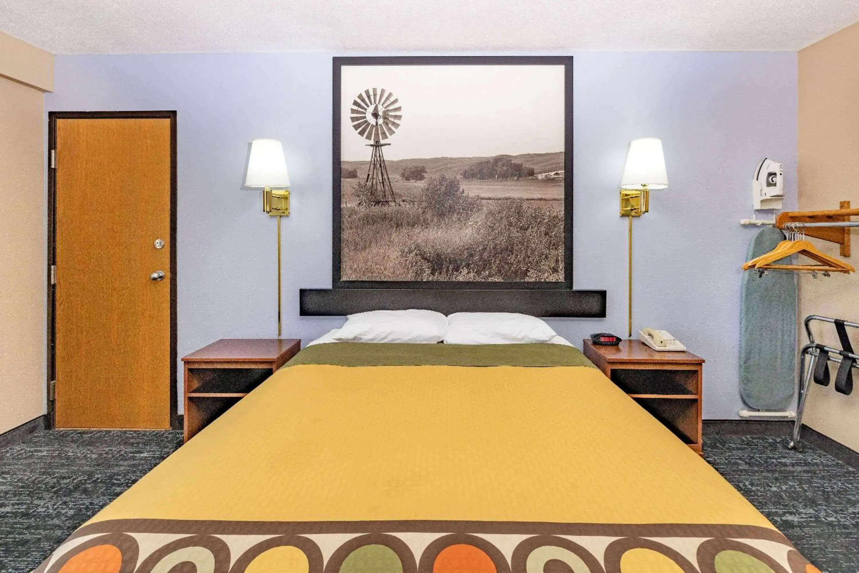 Photo of the whole room, Bed in Super 8 by Wyndham Valentine NE Photo of the whole room, Bed in Super 8 by Wyndham Valentine NE