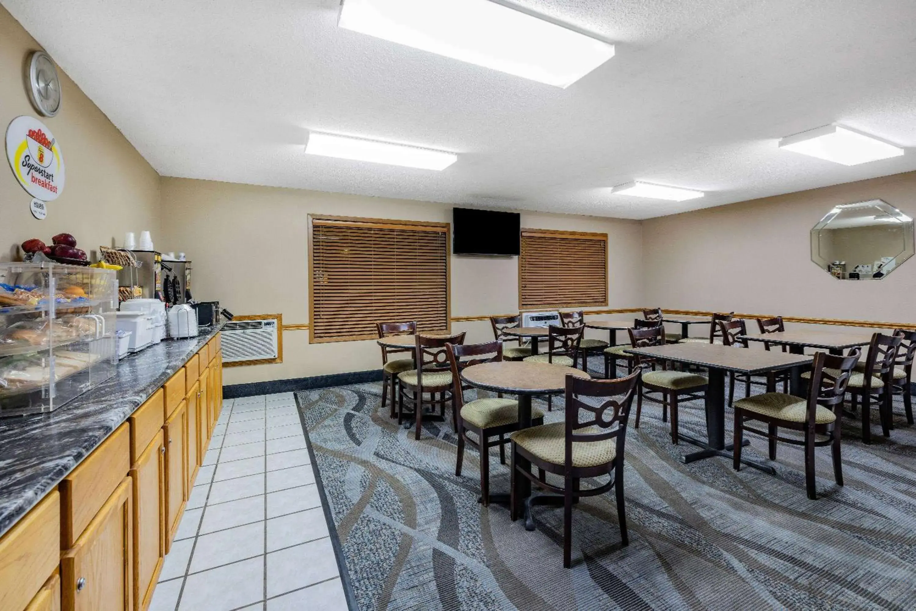 Breakfast in Super 8 by Wyndham Valentine NE Breakfast in Super 8 by Wyndham Valentine NE