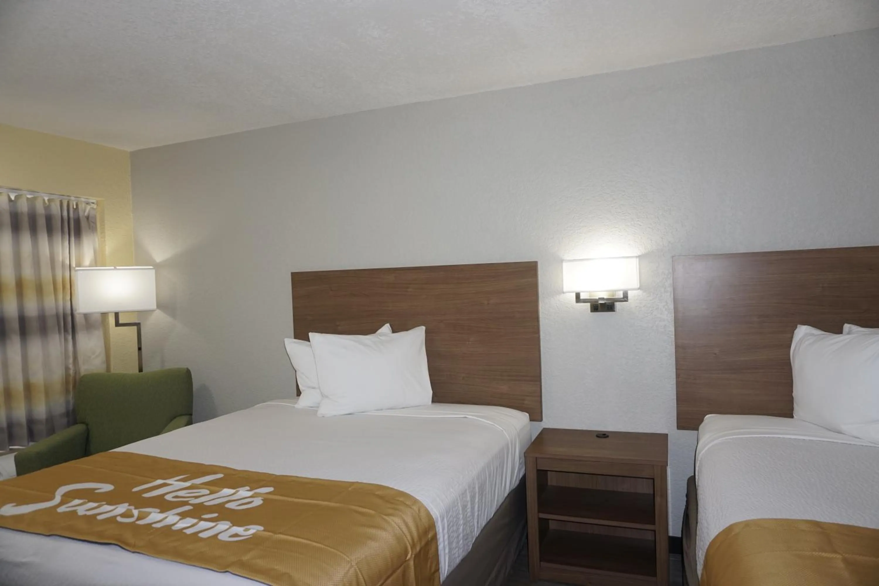 Photo of the whole room in Days Inn by Wyndham Apopka/Orlando