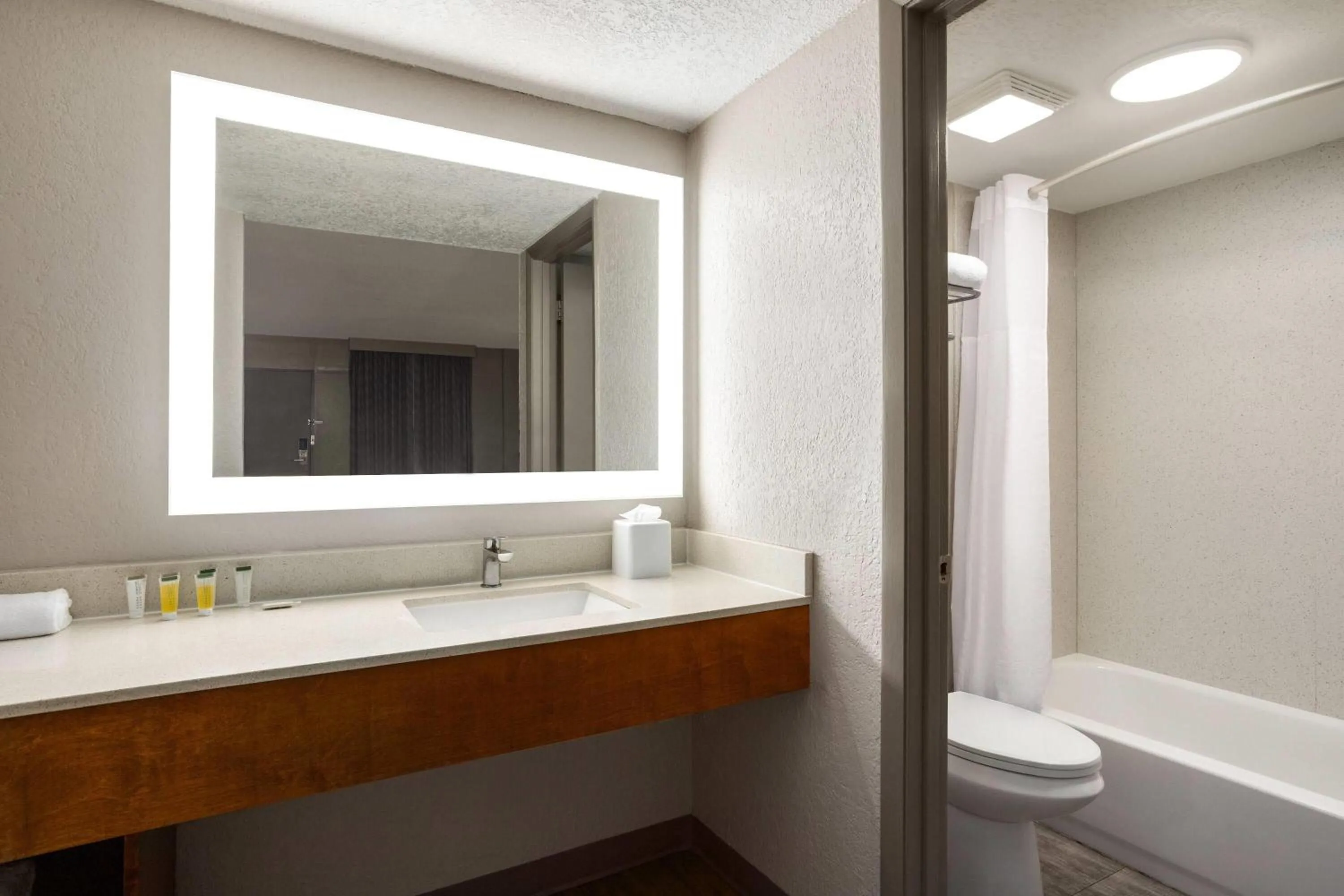 Bathroom in Days Inn by Wyndham Apopka/Orlando