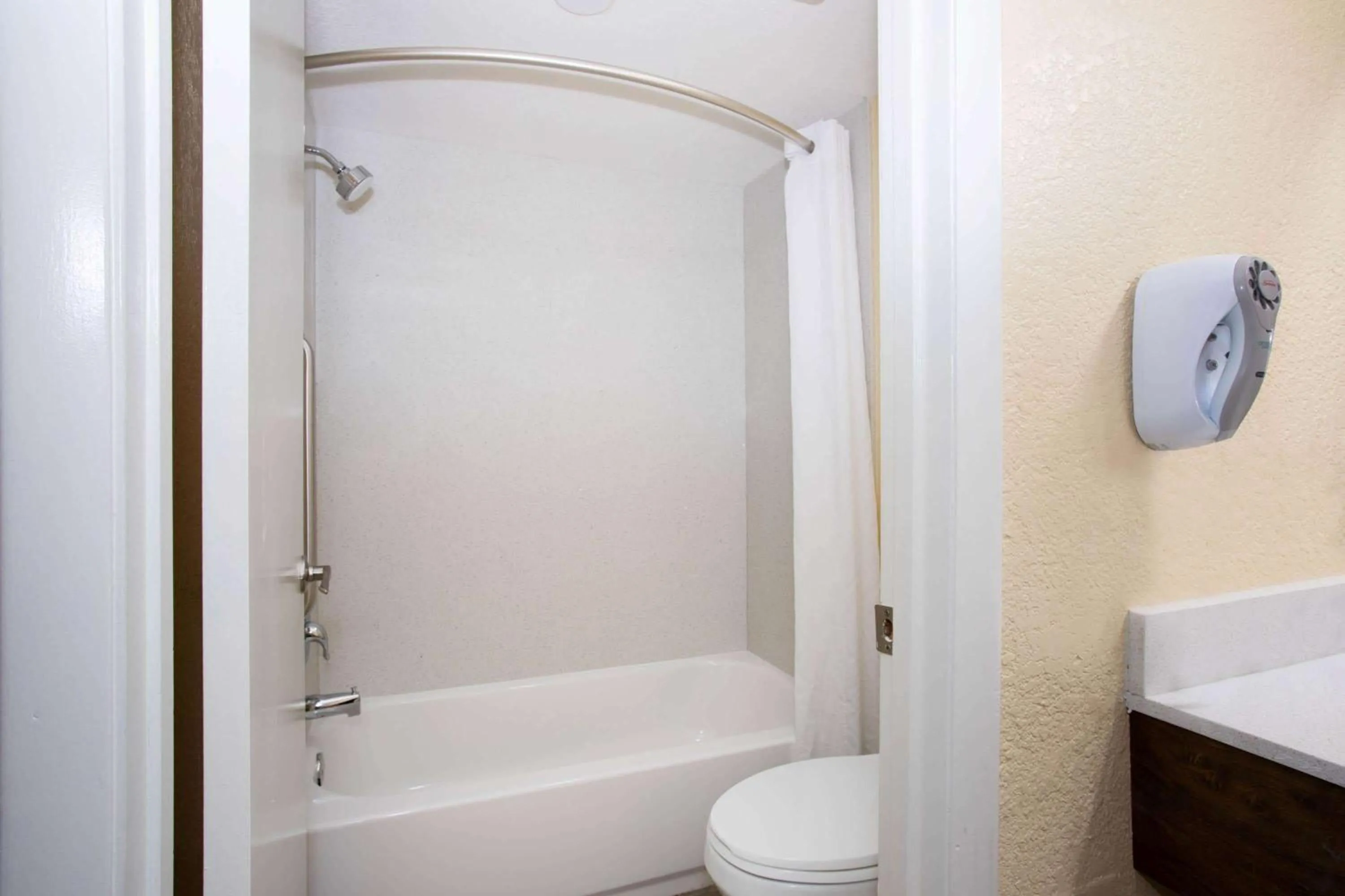 Bathroom in Days Inn by Wyndham Apopka/Orlando