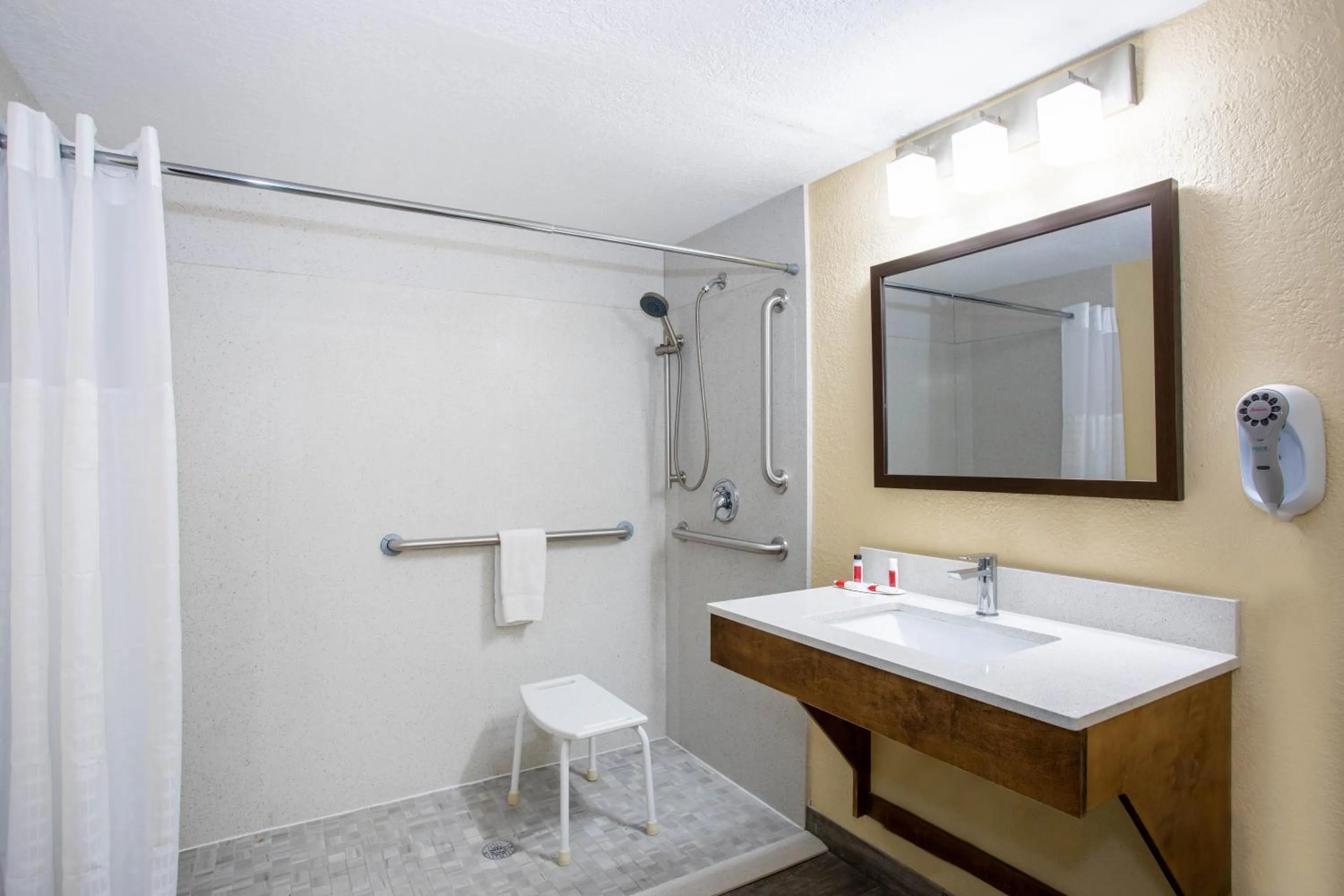 Bathroom in Days Inn by Wyndham Apopka/Orlando