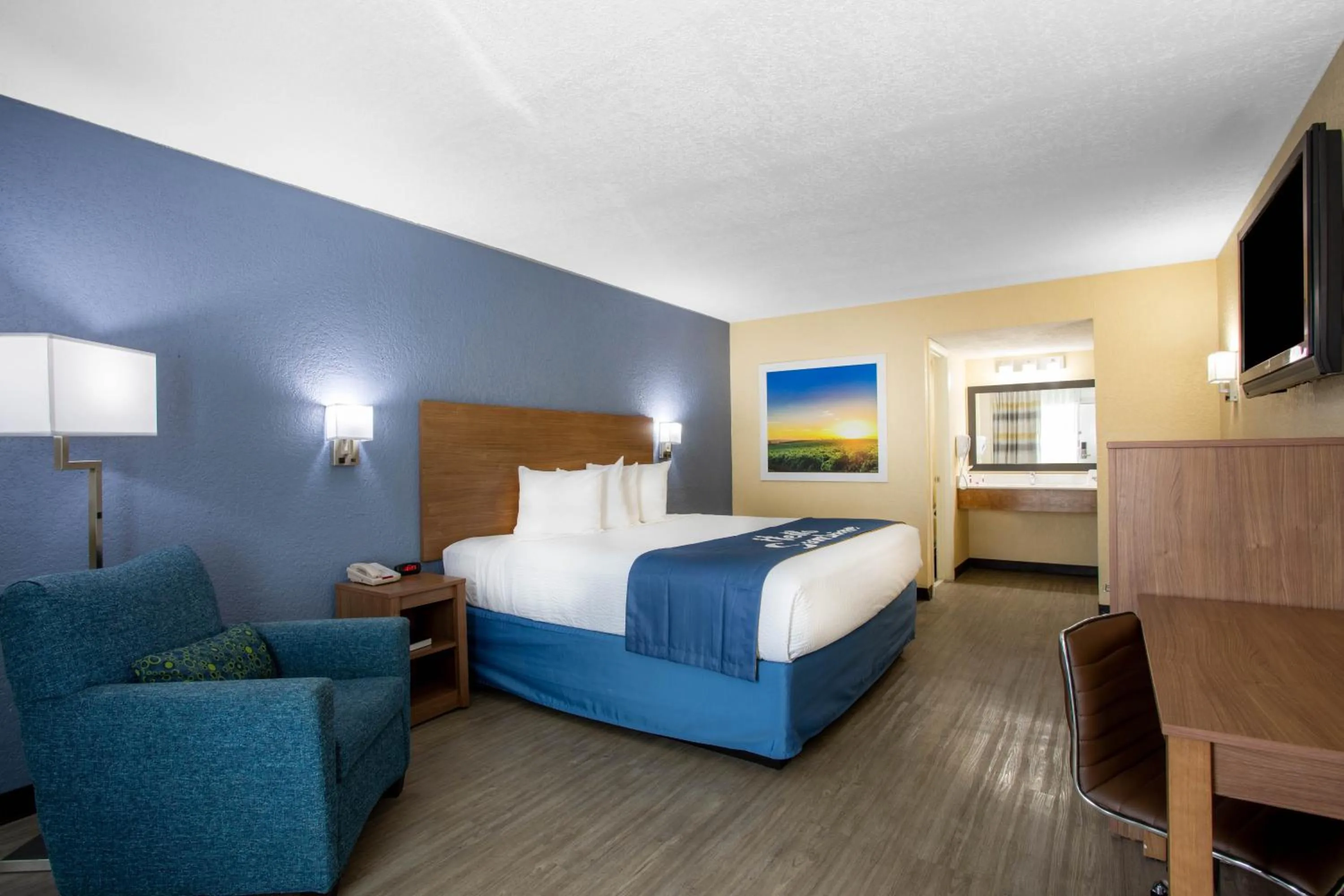 Photo of the whole room in Days Inn by Wyndham Apopka/Orlando