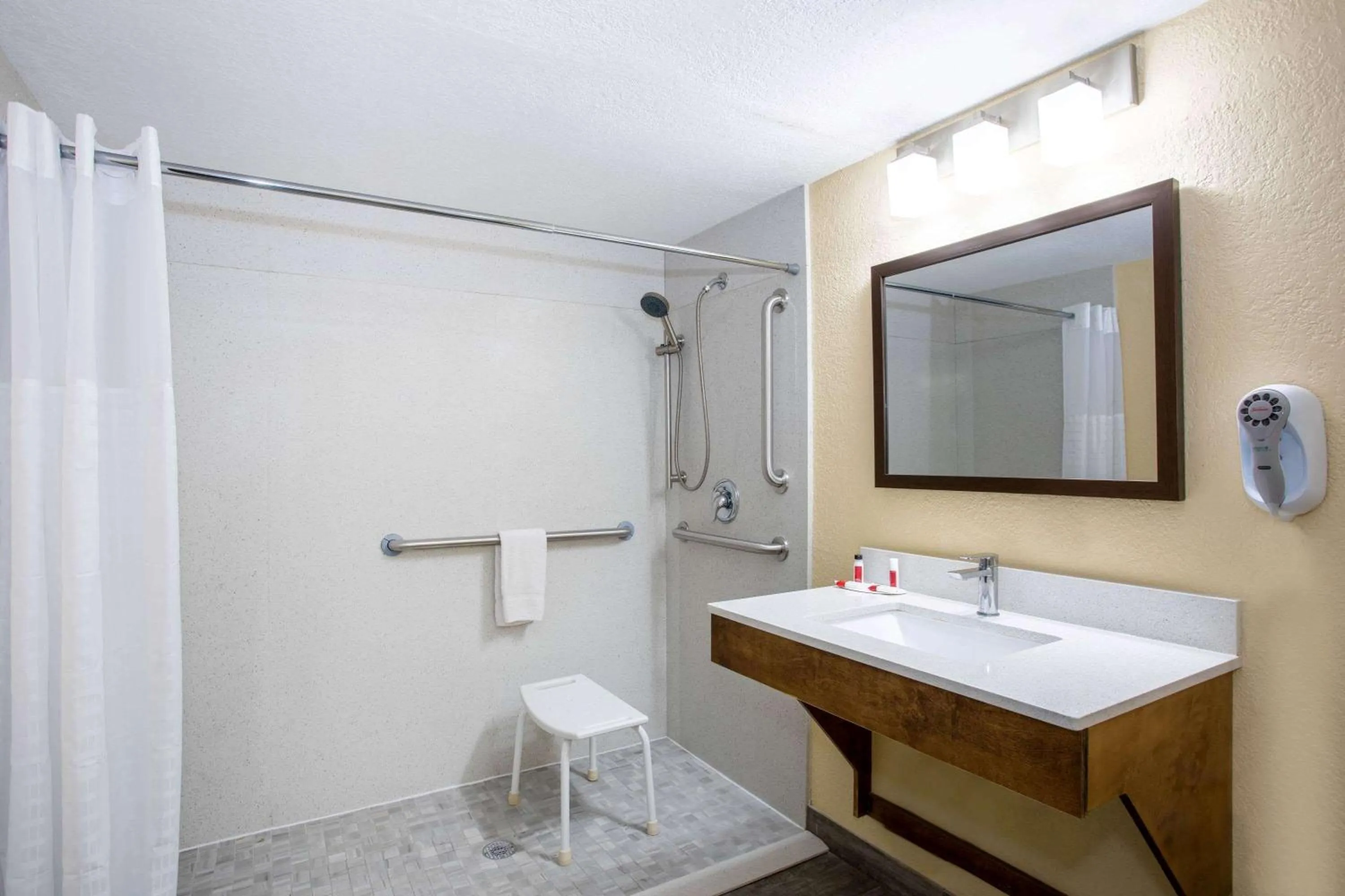Shower in Days Inn by Wyndham Apopka/Orlando