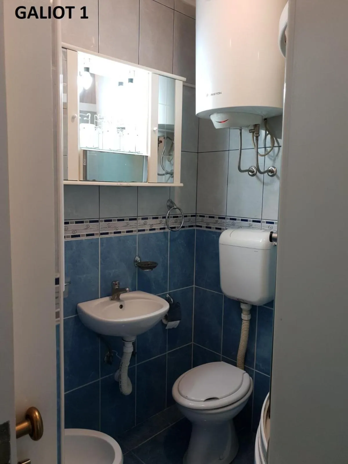 Bathroom in Apartmani Galiot