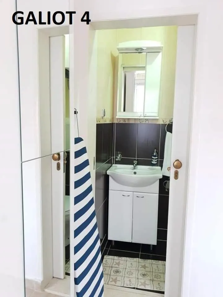 Bathroom in Apartmani Galiot