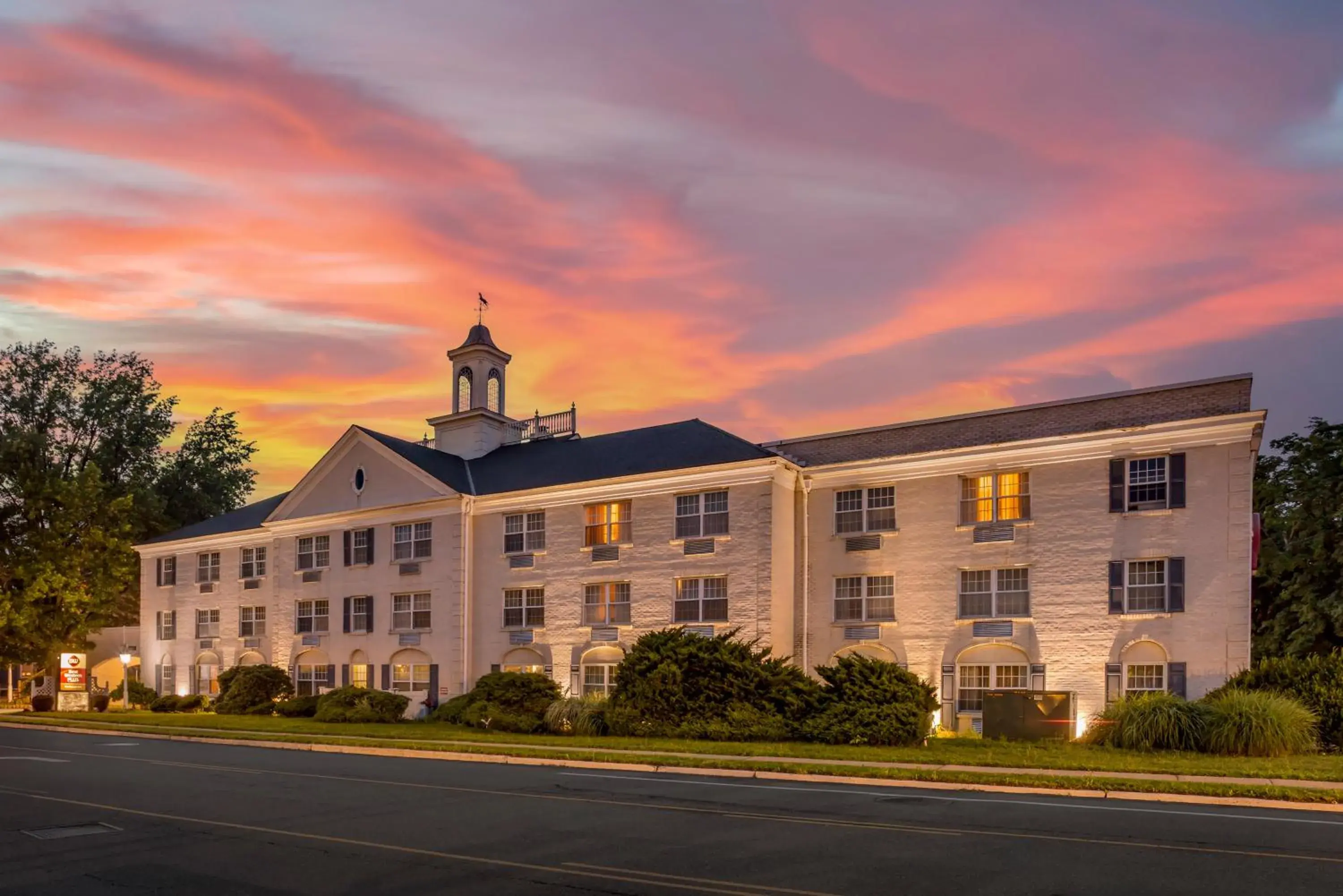 Property building in Best Western PLUS Morristown Inn-Florham Park Property building in Best Western PLUS Morristown Inn-Florham Park