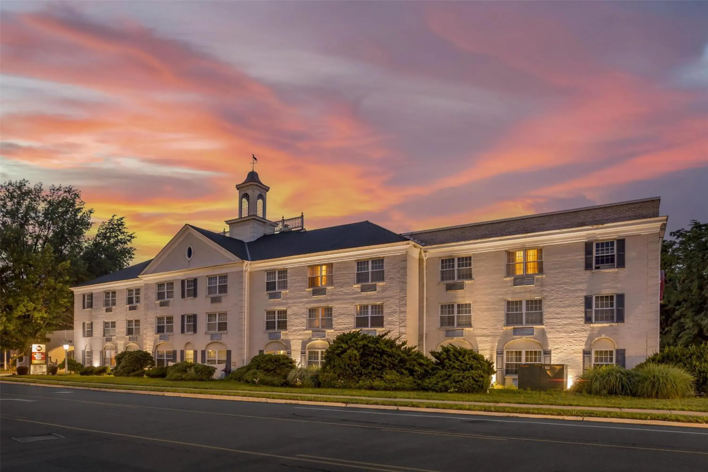 Property building in Best Western PLUS Morristown Inn-Florham Park Property building in Best Western PLUS Morristown Inn-Florham Park